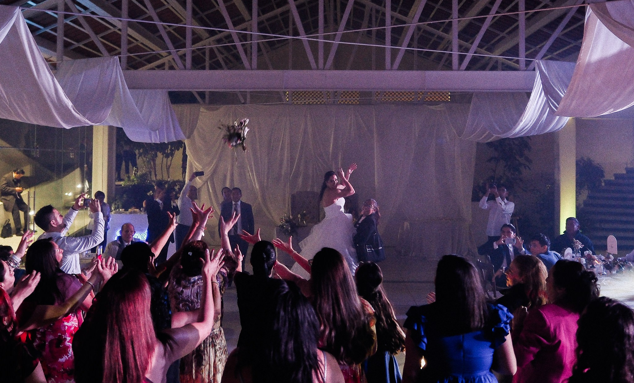 Tania & Hector. Wedding and family photographer in Mexico City