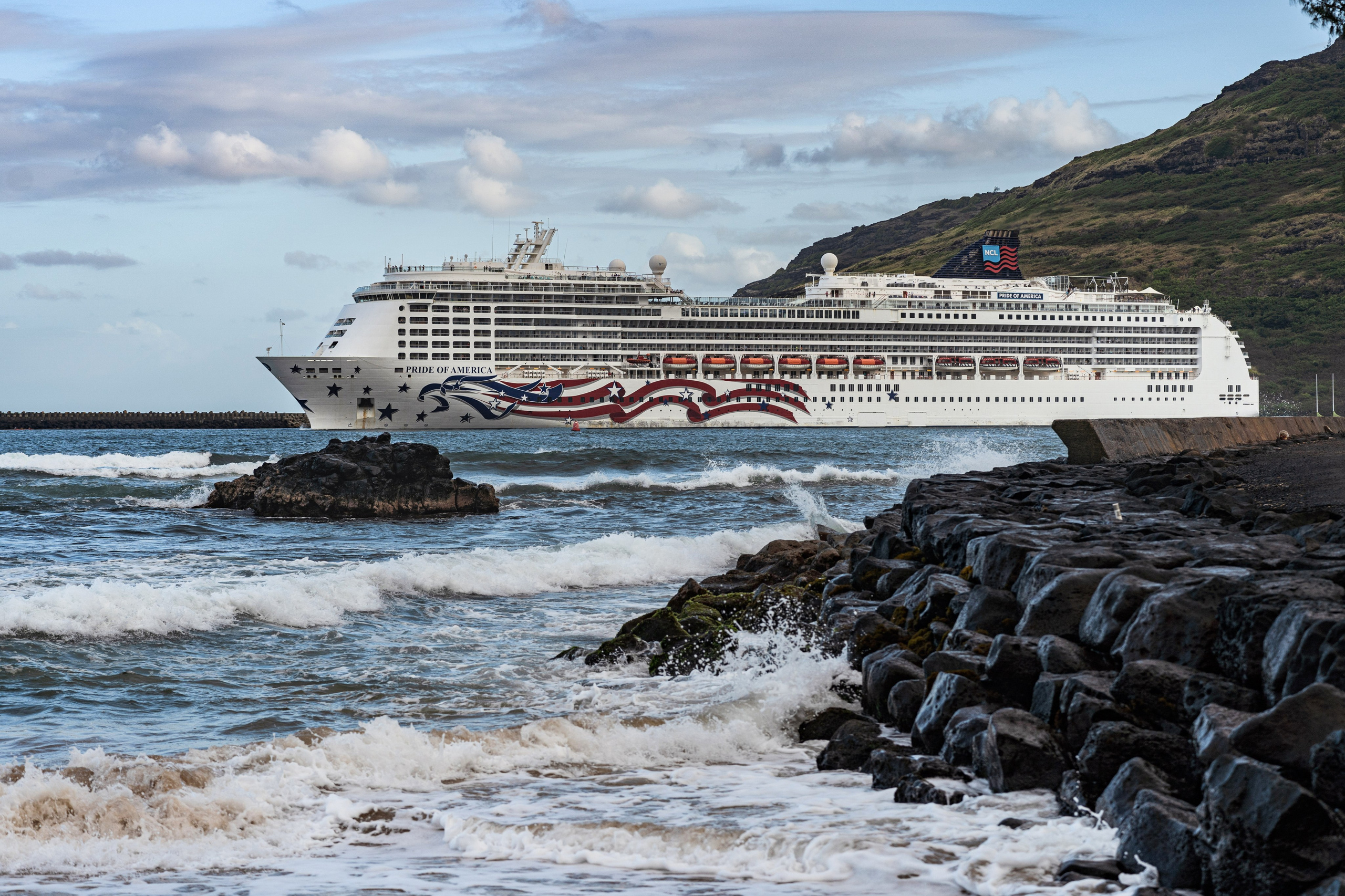 SHIPS. Awards winning photographer in Kauai, Hawaii
