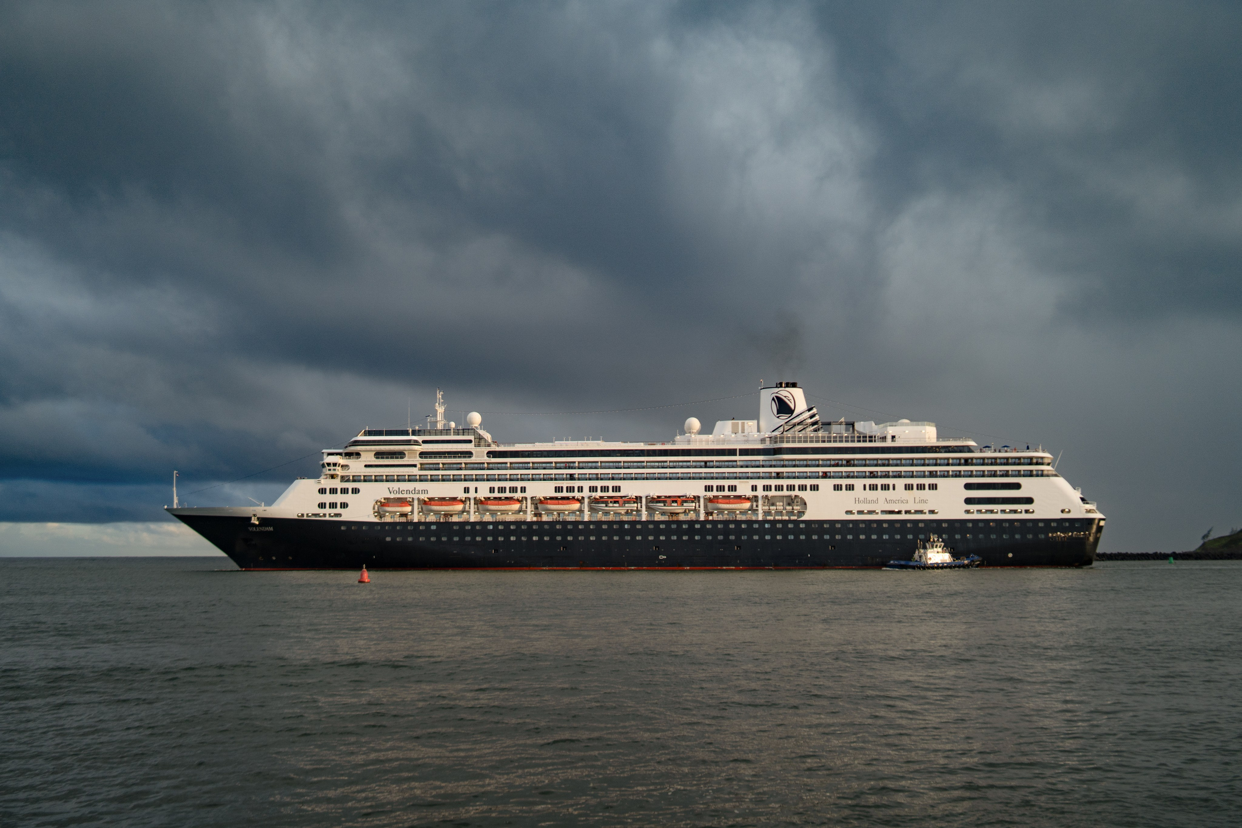 SHIPS. Awards winning photographer in Kauai, Hawaii