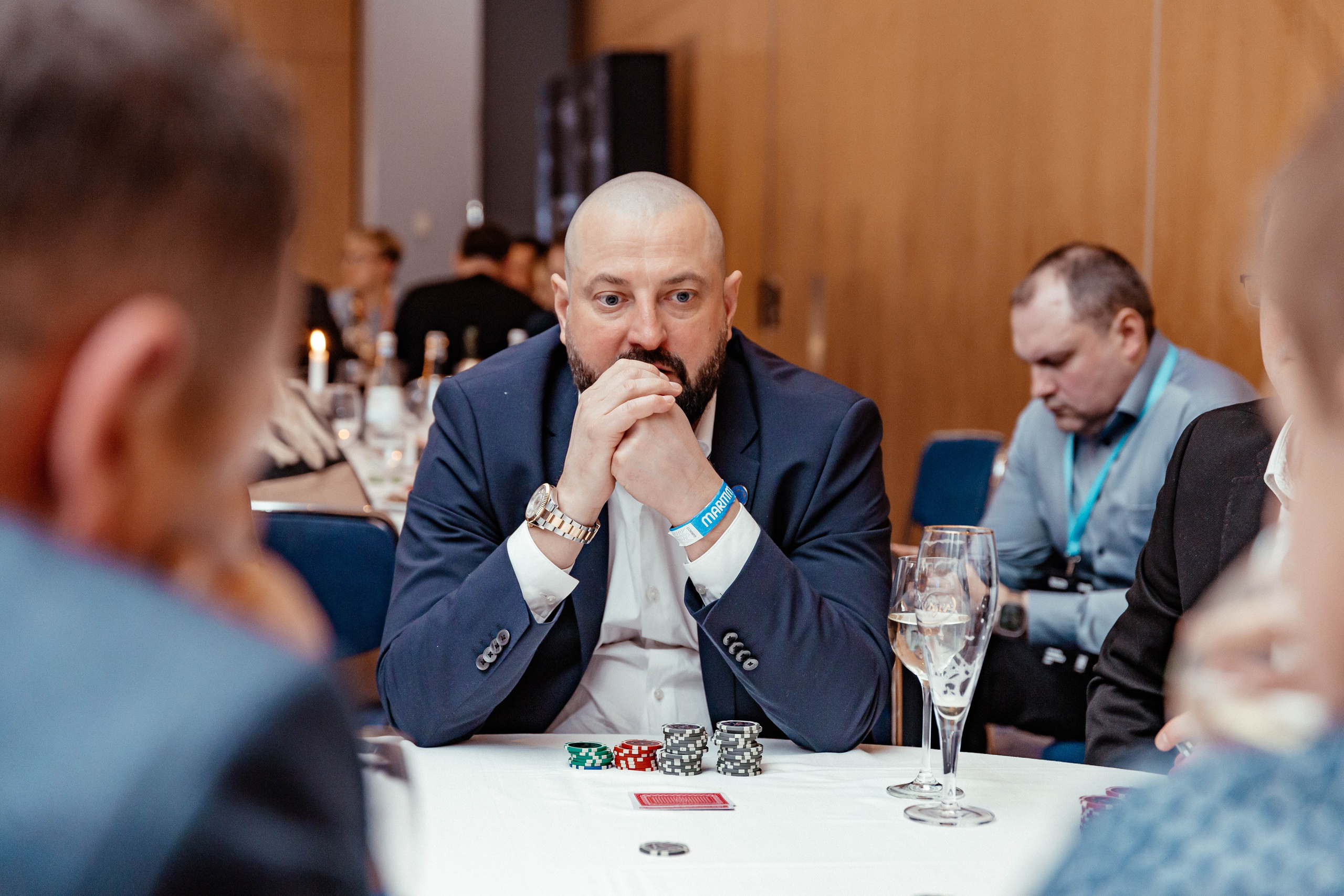 Club Bizon. Portrait family photographer in Berlin Elena Zakh