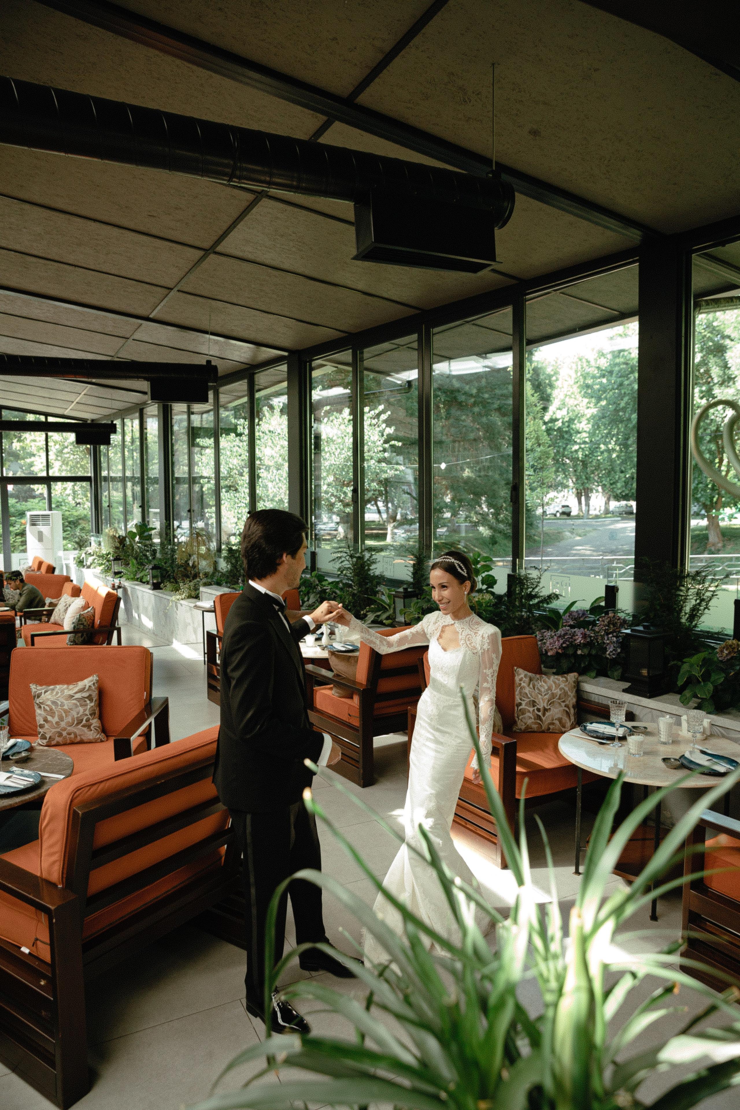 Botir & Zukhra. Главная