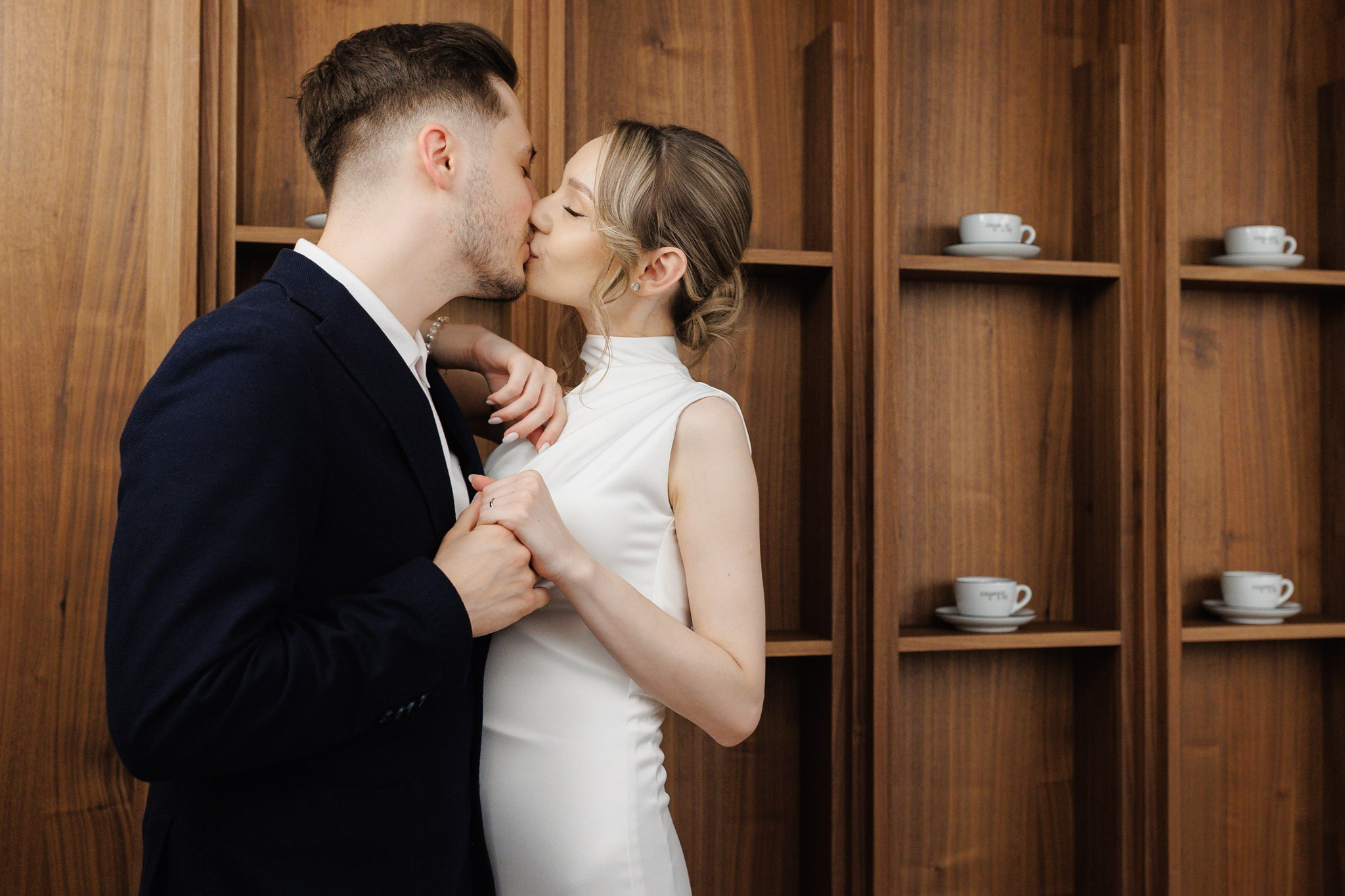 Cununie civila Andreea si Daniel - Sedinta foto la Chariot Cafe. Fotograf nunta Bucuresti - Manu Ivanciu | Fotograf botez