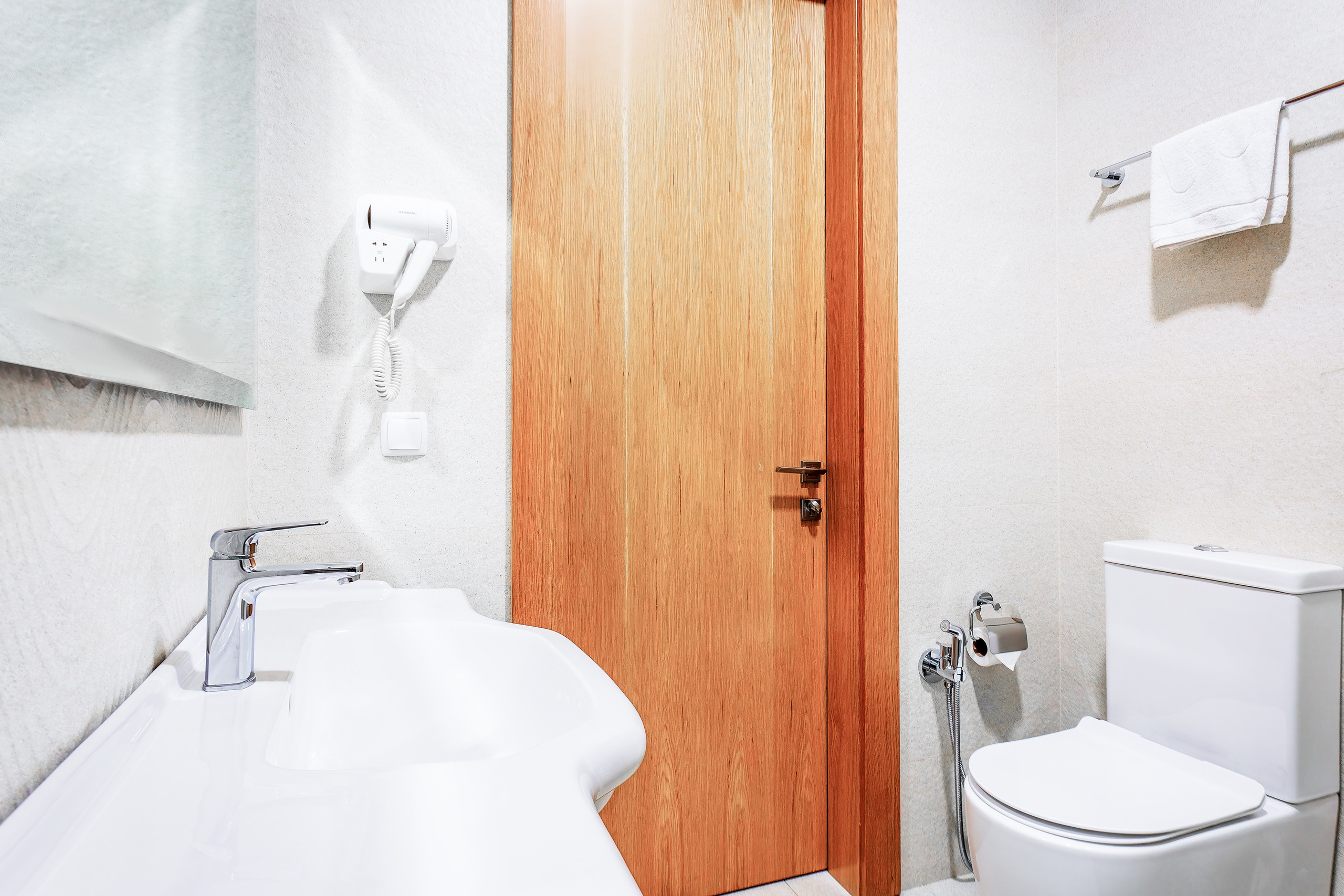 НОМЕР ДЕЛЮКС. ОНЛАЙН — ГАЛЛЕРЕЯ