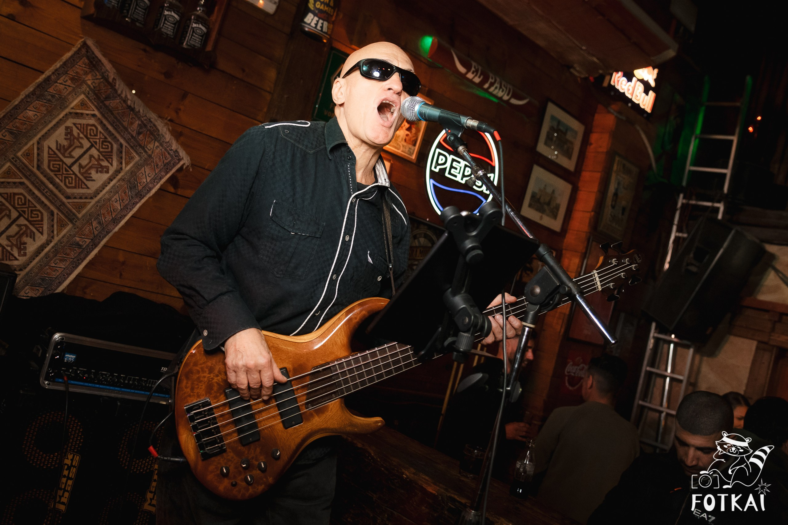 Jam Night en El Paso Bar Torrevieja: fotorreportaje de música en vivo | FOTKAI