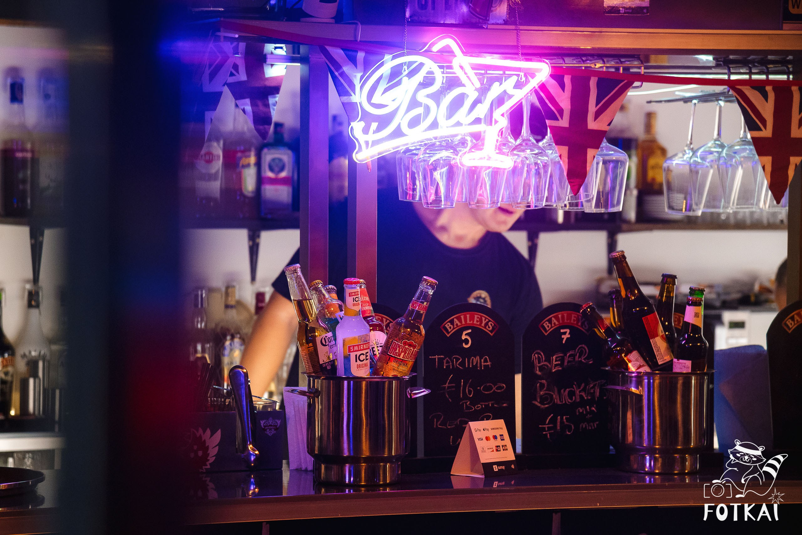 The Sunset Lounge Bar: Reportaje fotográfico 08.08.25 | FOTKAI