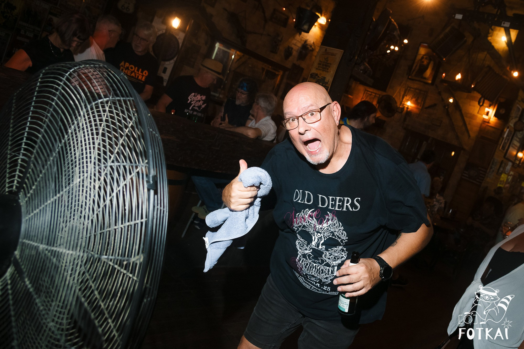 Jam Night в баре El Paso, Торревьеха — фоторепортаж живого джем-сейшена, июнь 2026 | FOTKAI