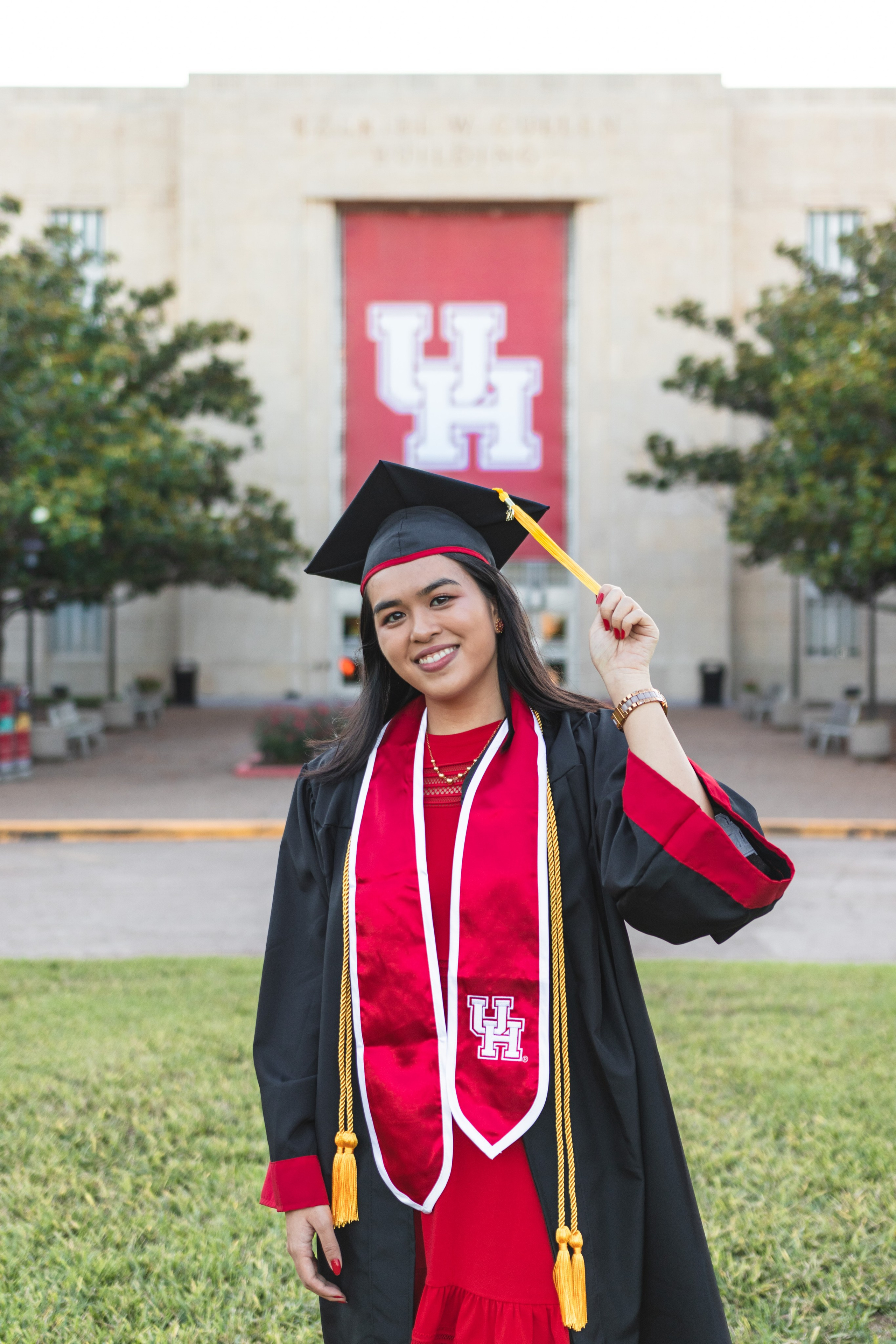 Emerald’s senior photoshoot at the University of Houston