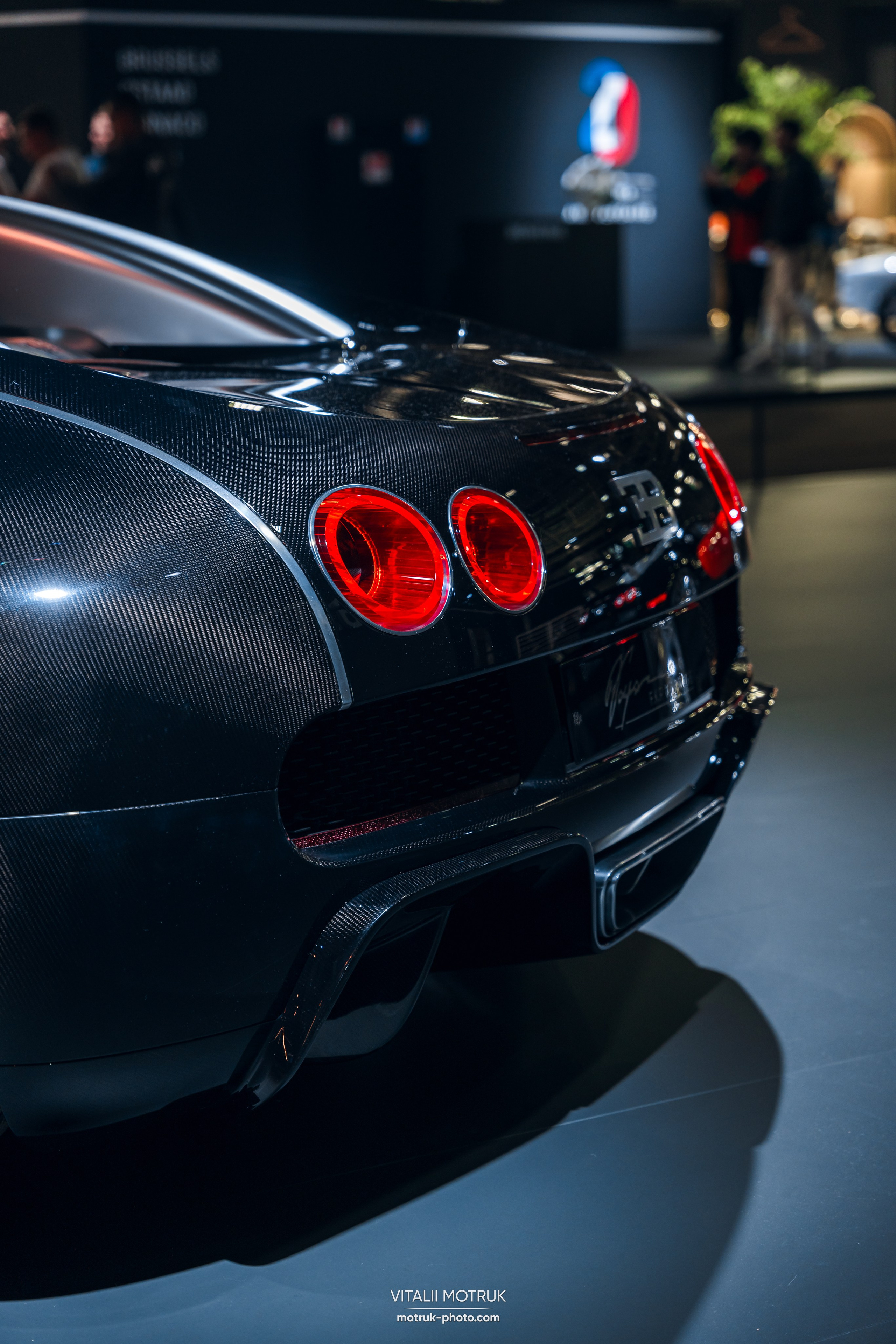 Retromobile 2026. Photographe de voitures à Paris — Vitalii Motruk