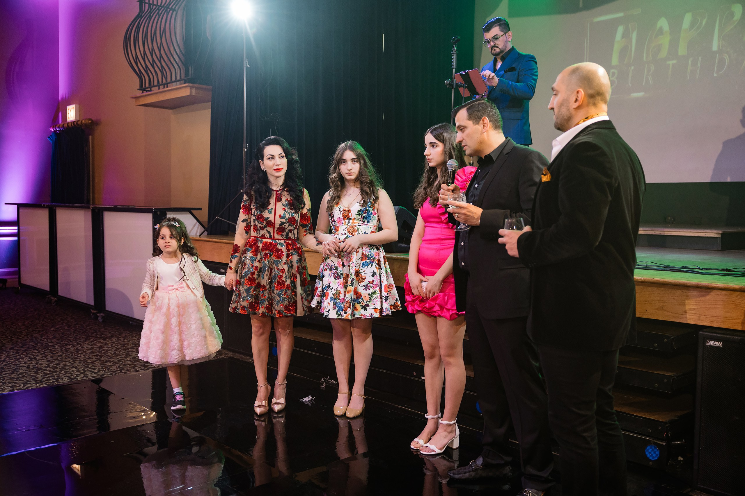 04.13.2025 First birthday. Wedding family event photographer in Chicago Nick Yushevich