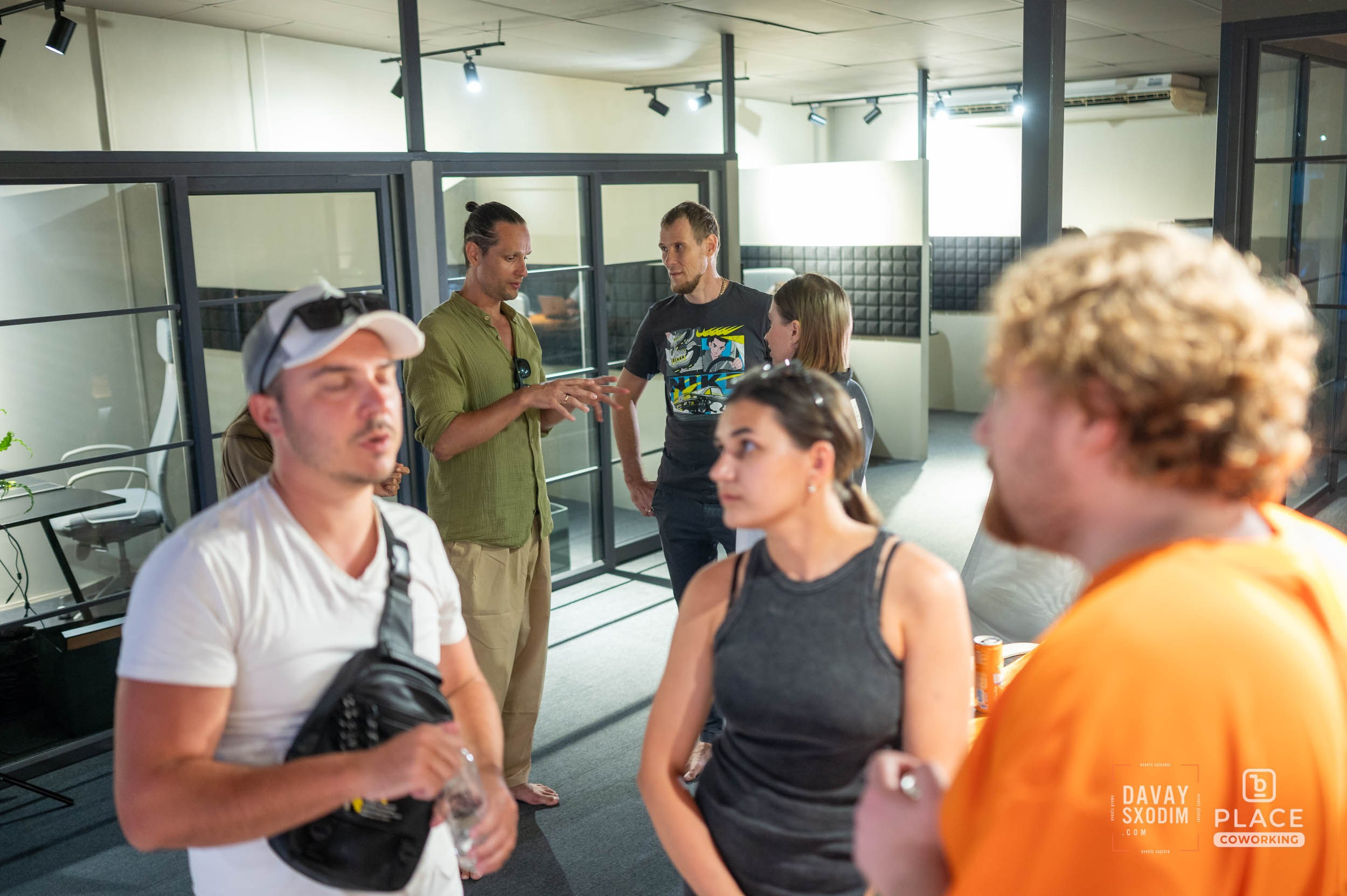 ФАН-ВСТРЕЧА С ИЛЬЕЙ ЛАРИОНОВЫМ. АФИША|ФОТОРЕПОРТАЖИ|ИВЕНТЫ|ПХУКЕТ