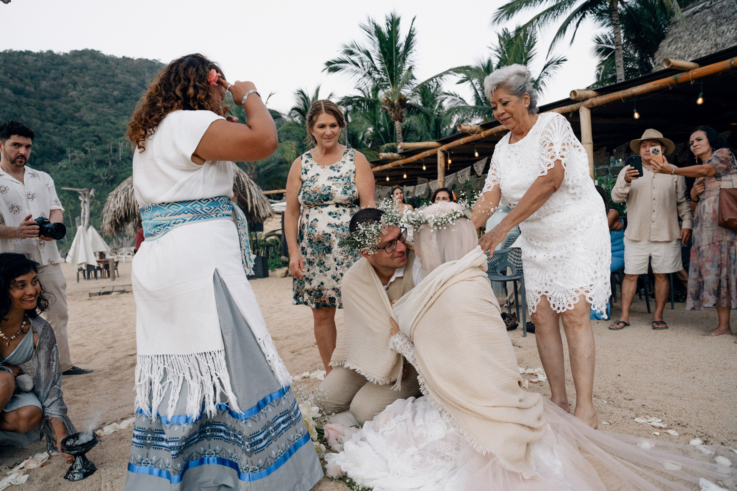 Marlene & Issac. Elopement & Lifestyle Wedding Photographer