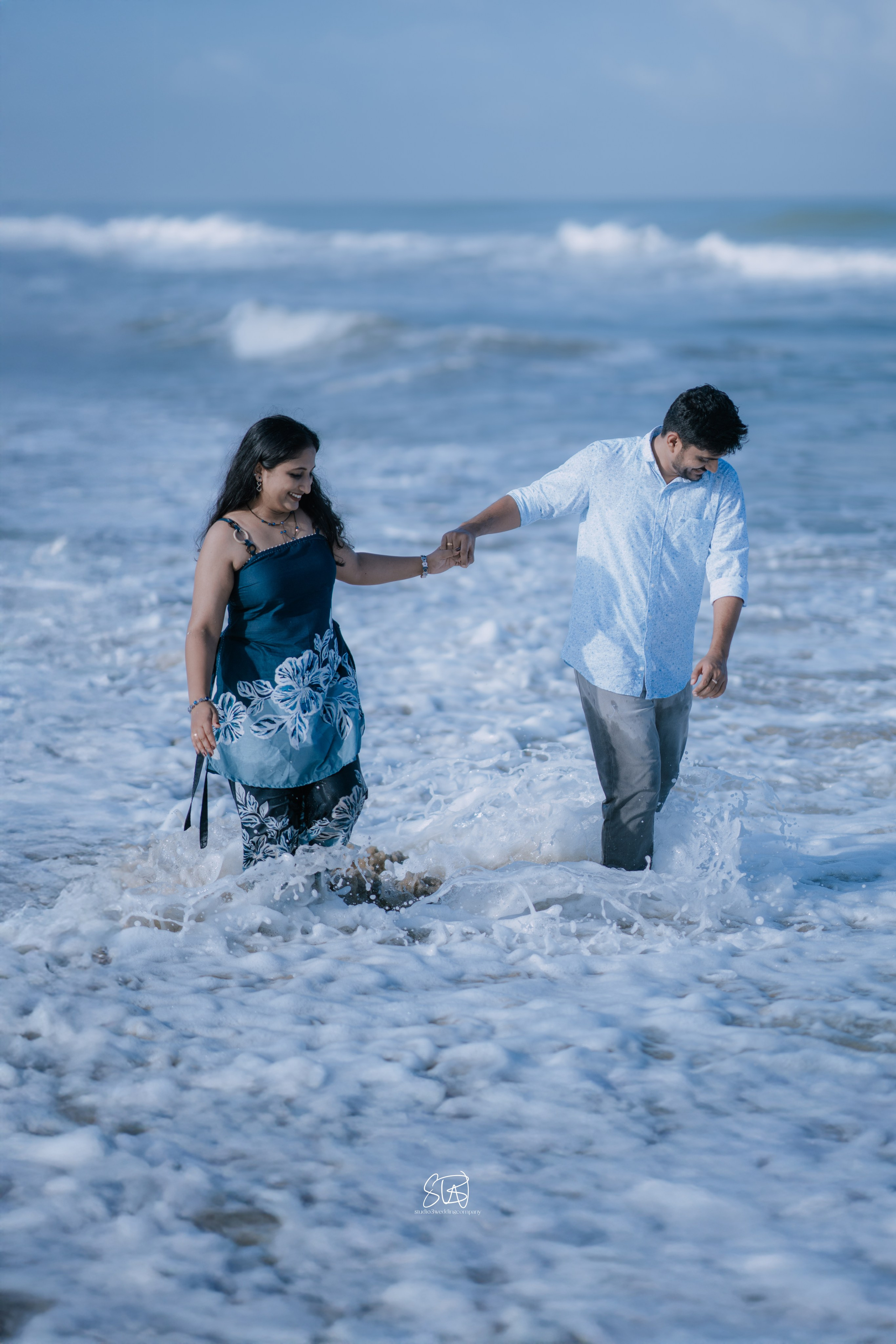 BEACH PREWEDDING. STUDIO3WEDDINGCOMPANY