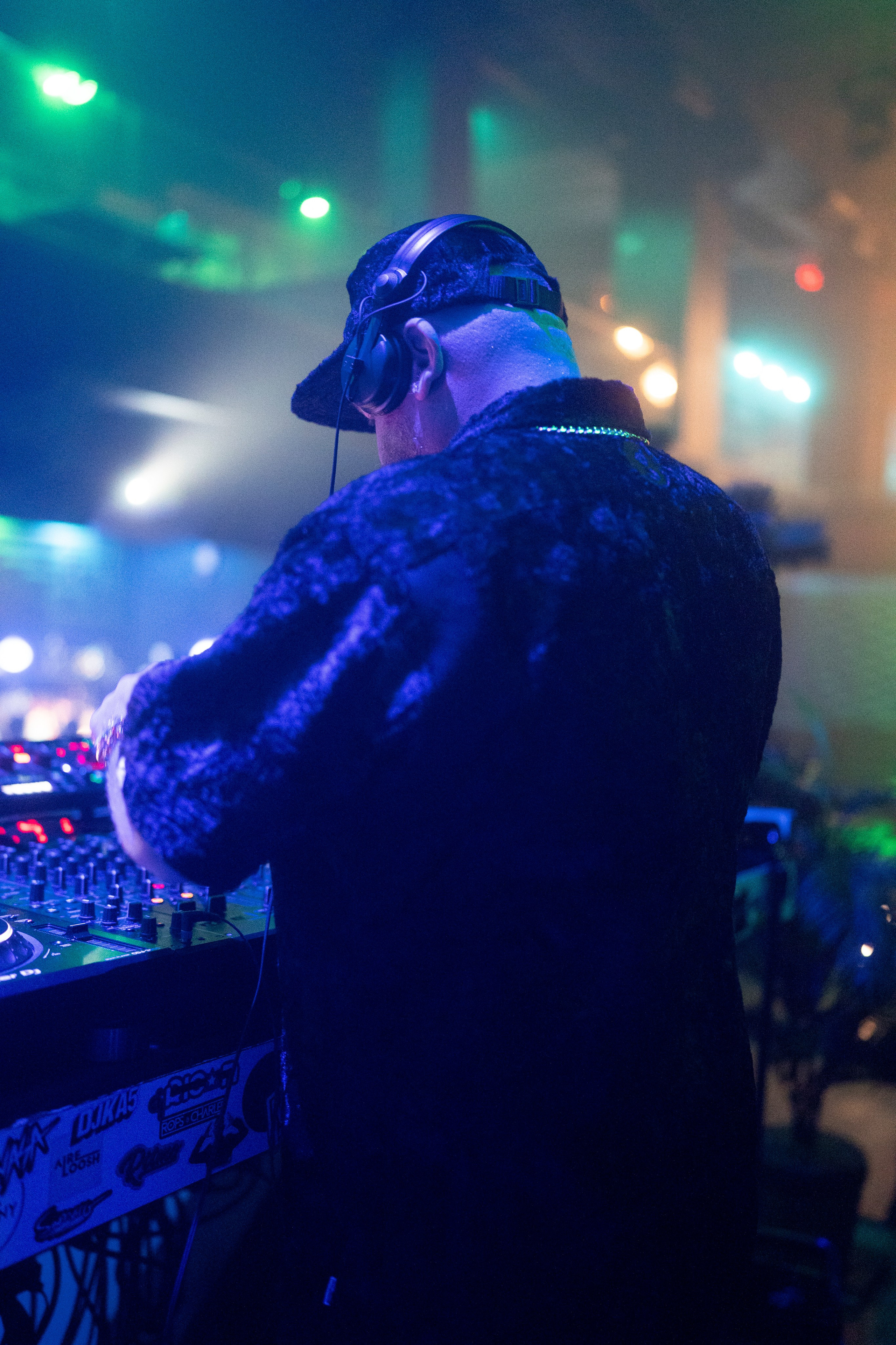 Aliens On Mushrooms & INVY Present: Shiba San. Ke’Ondris