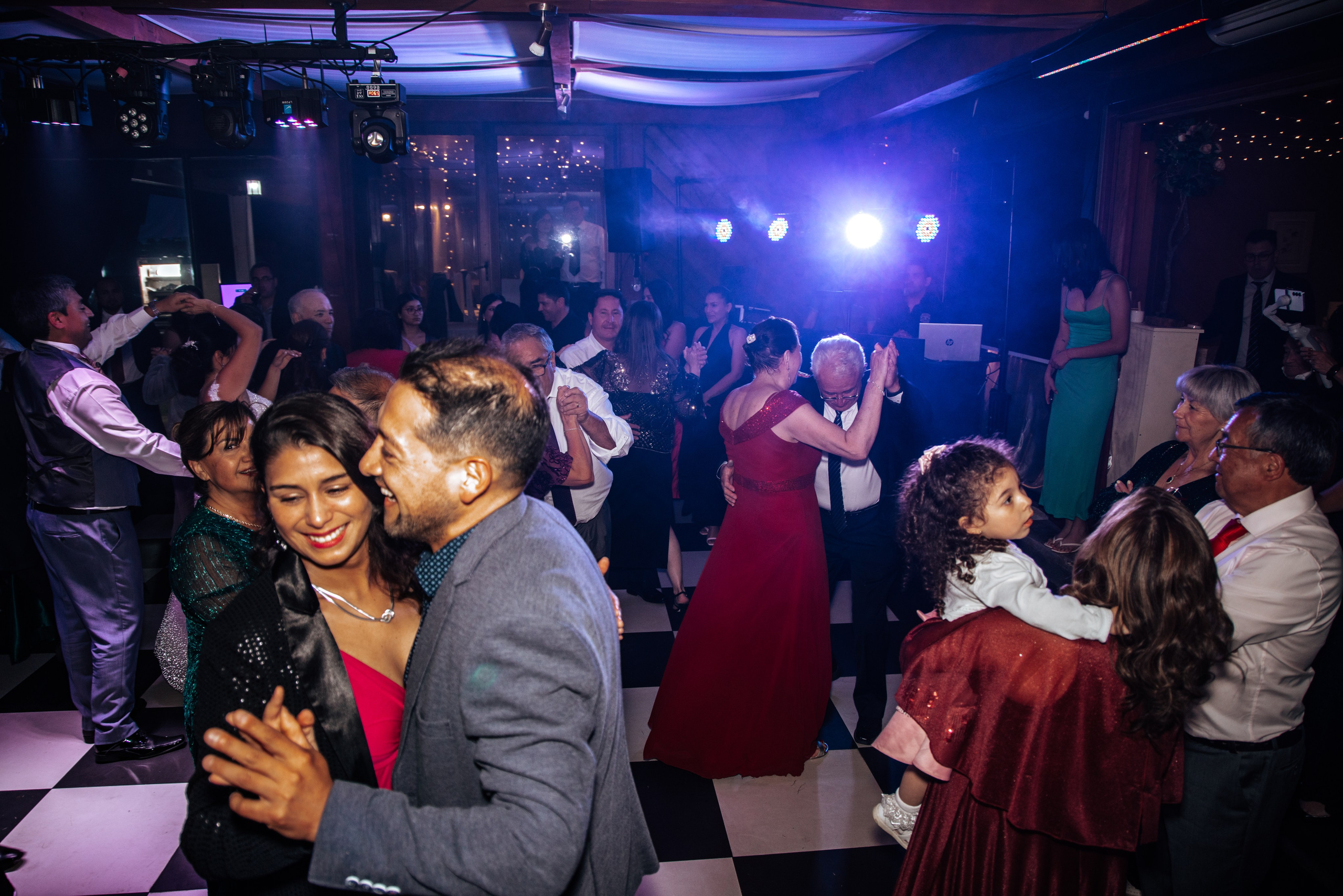 Katherin y Daniel. Dinka & Emilio - El arte de preservar lo que no se repite