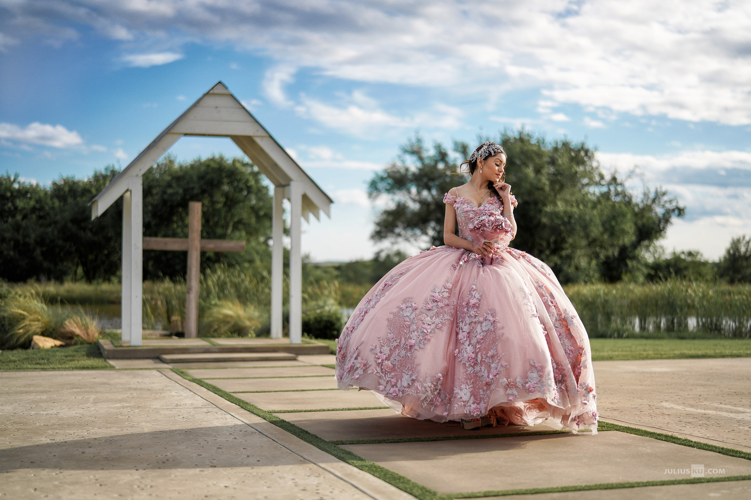 Family / Wedding / Quinceañeras. Main