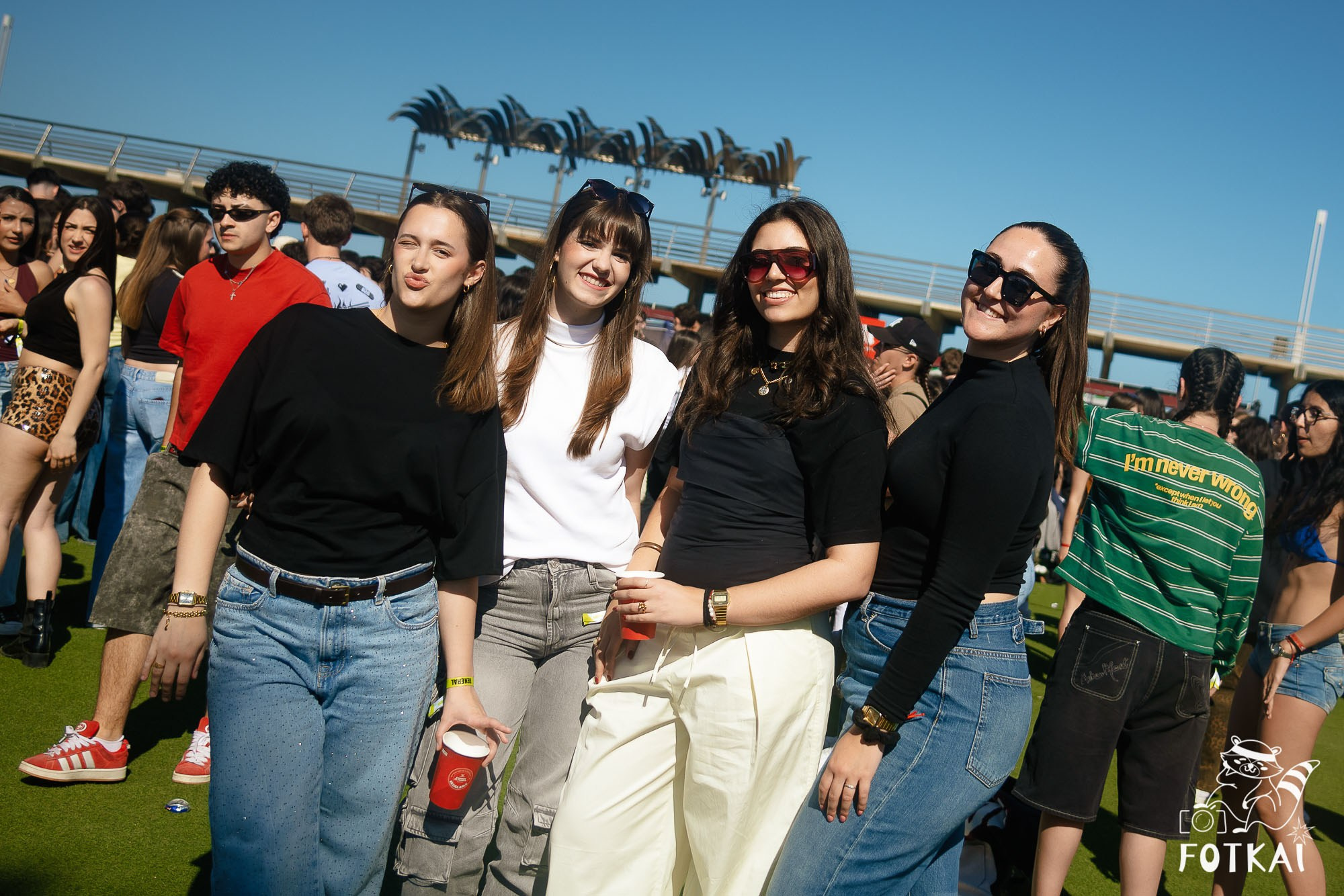 Fotos Costa Sonora 2026 Alicante Día 2 — busca tu foto y encuentra amigos del festival | FOTKAI
