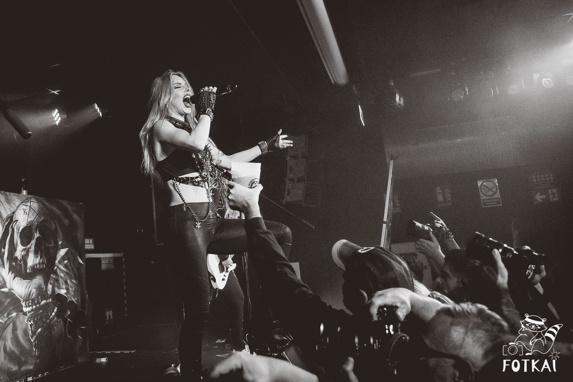 Burning Witches — Reportaje fotográfico en Murcia 2026 | Fotografía de conciertos España | FOTKAI