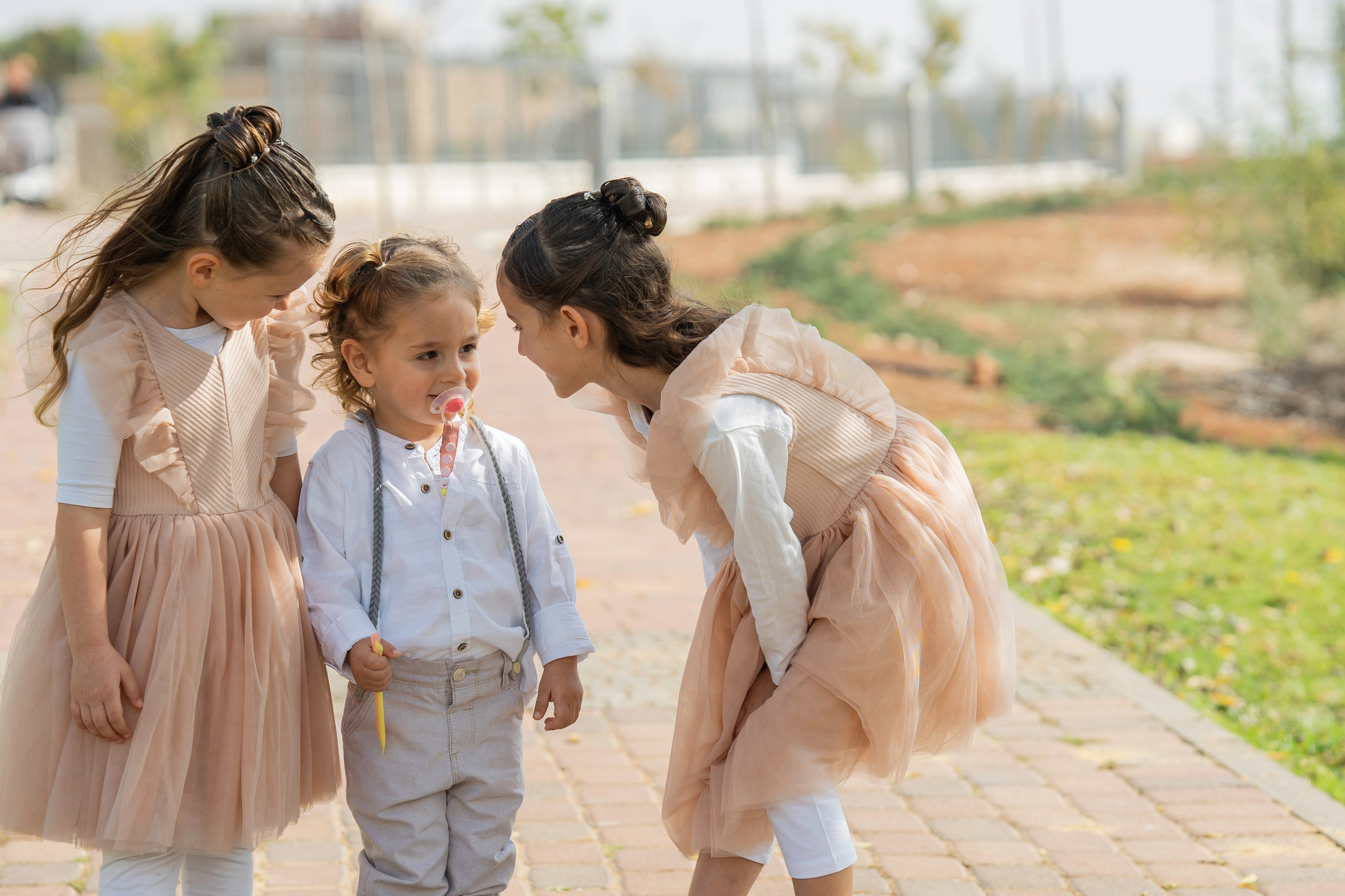 הברית של יוסף וחנה. יוסף מזרחי צילום חתונה, ברית וזוגיות. צלם מקצועי שאוהב להוציא אתכם הכי יפים ברגעים הכי מרגשים