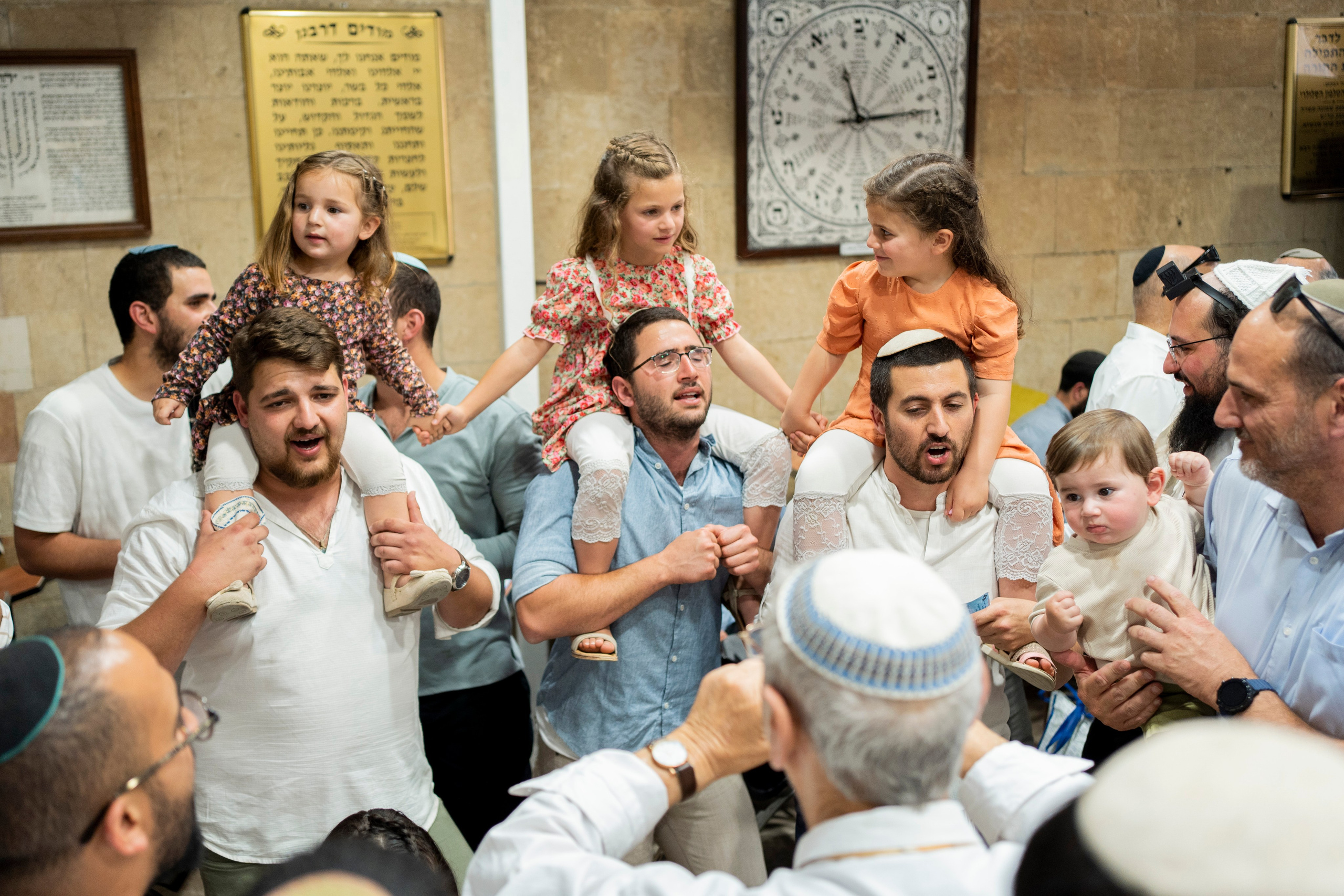 הברית של נחמן חזן. יוסף מזרחי צילום חתונה, ברית וזוגיות. צלם מקצועי שאוהב להוציא אתכם הכי יפים ברגעים הכי מרגשים