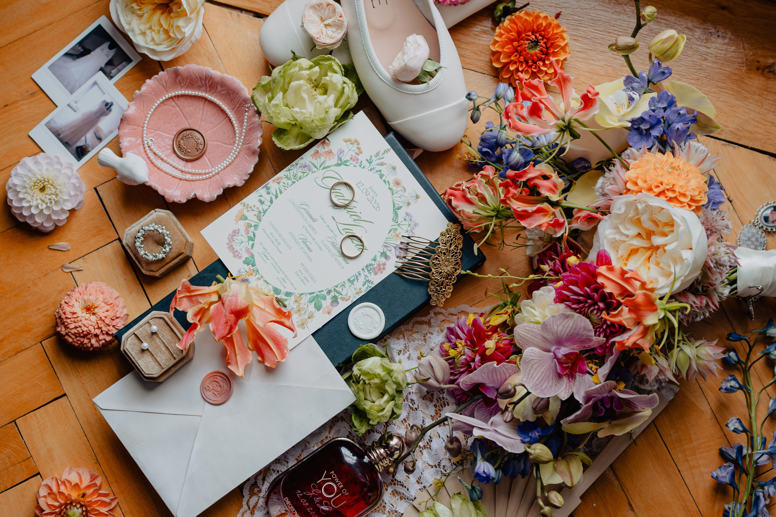 Fotograf de nunta — documenting your love story with a touch of editorial — wedding photographer