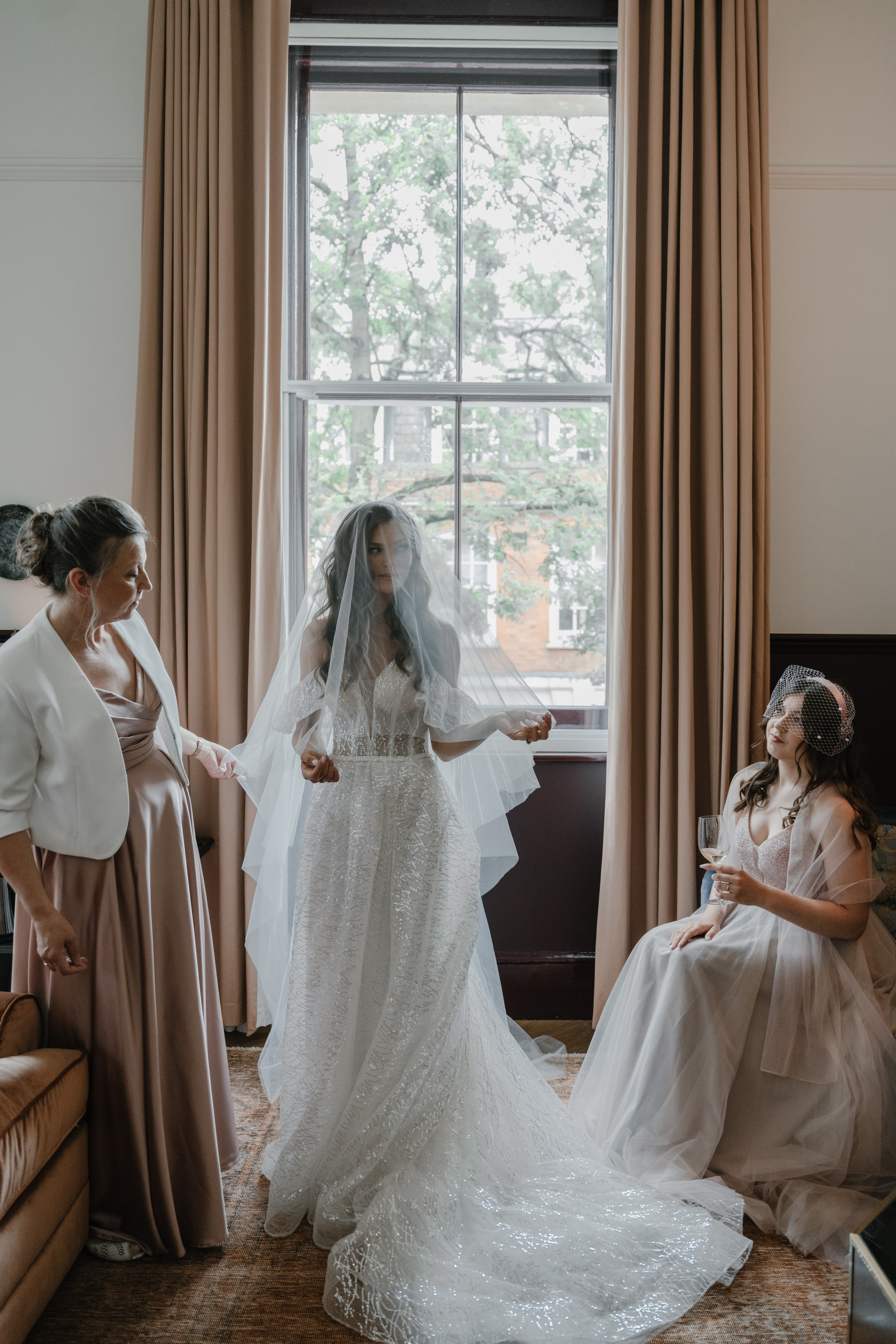 Weddings. London portrait and family photographer