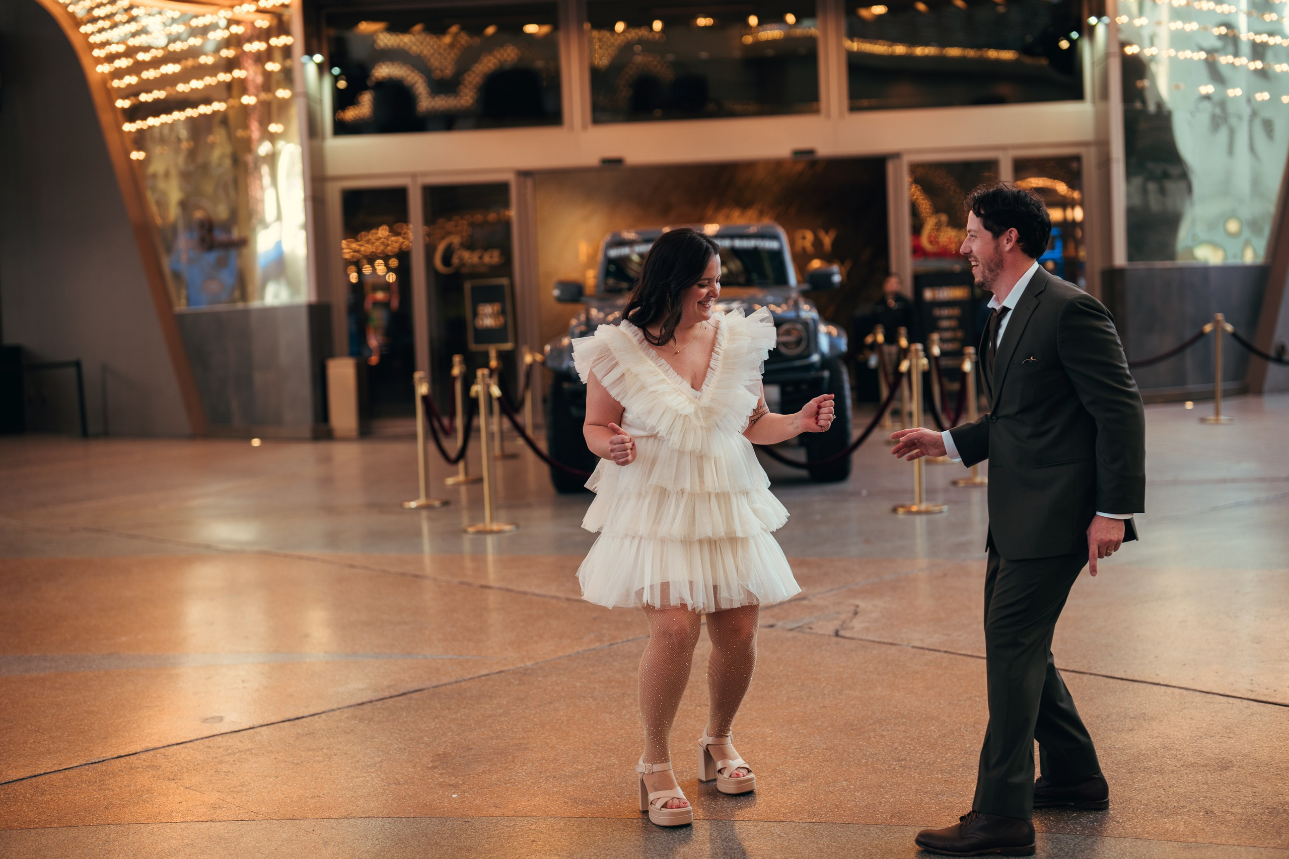 Grace&Jesse. Wedding & elopement photographer Viktoriya Kravtsov. Las Vegas