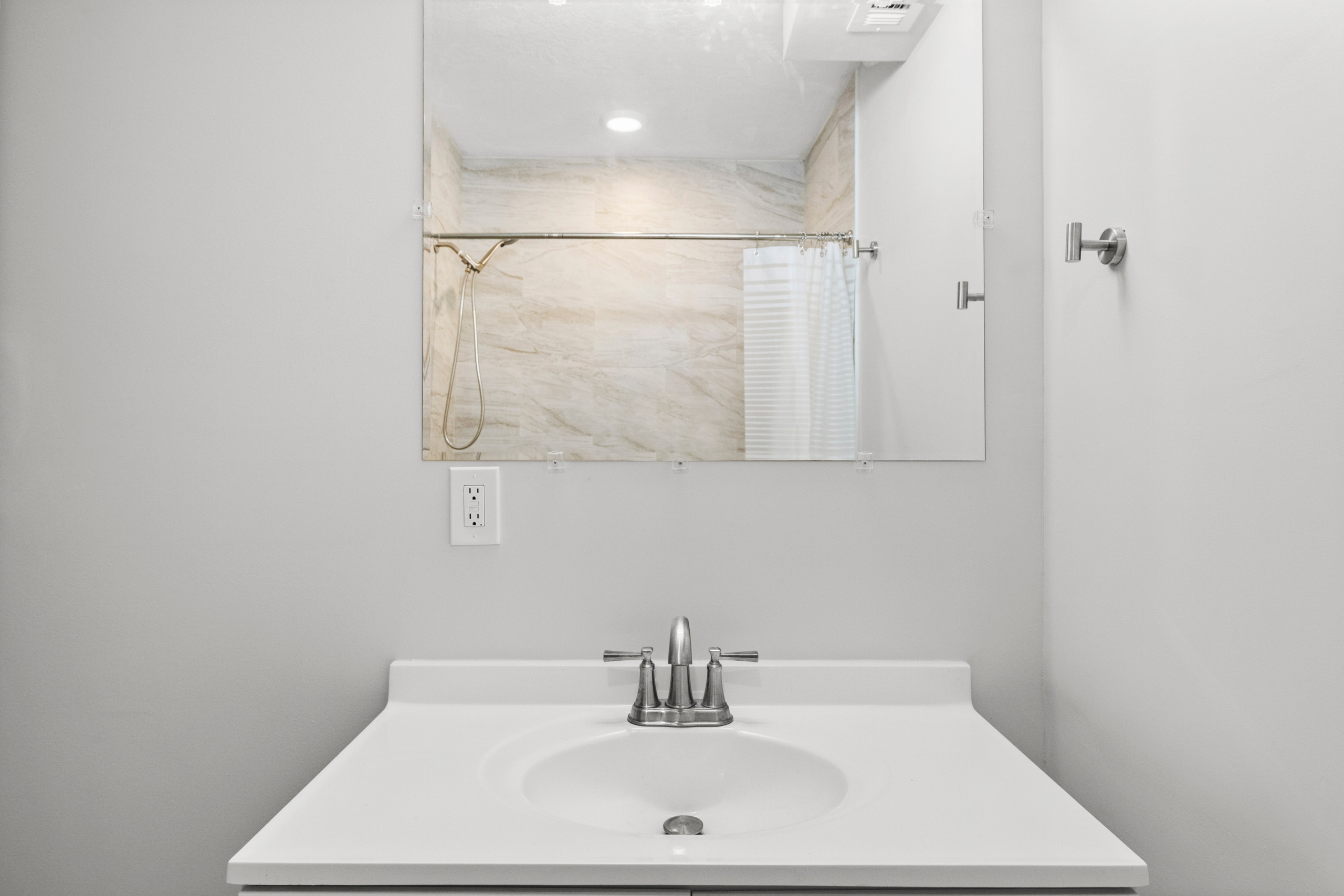 Angol Pl, Jacksonville, Fl 32 210