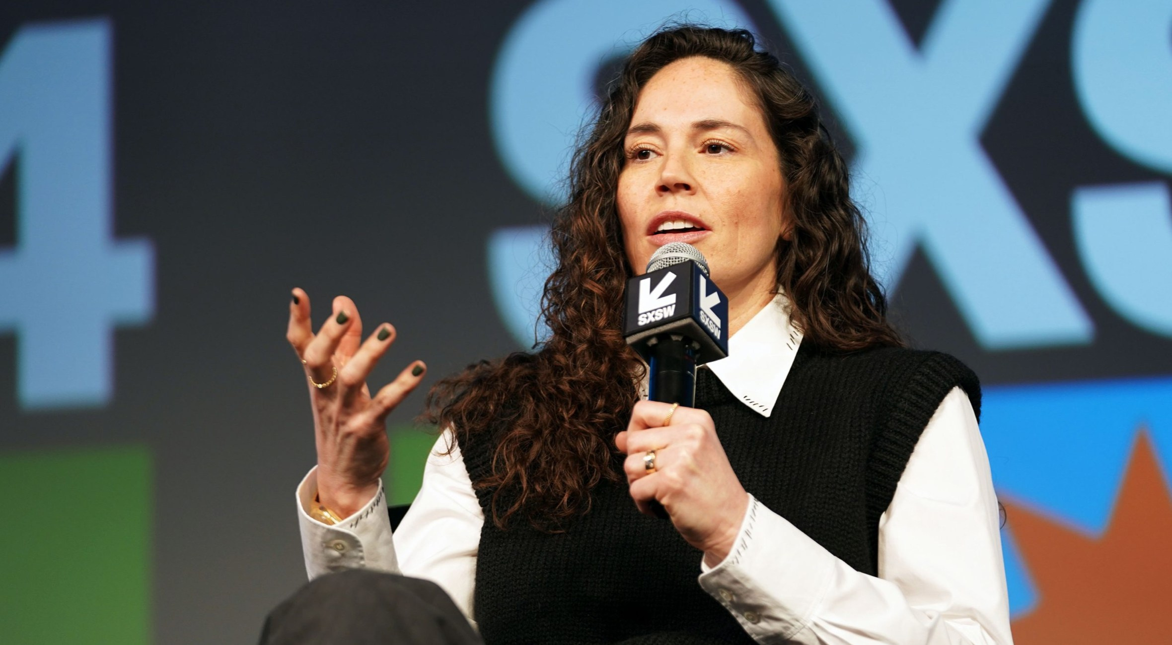 Dubai Corporate Event Photography | Conferences, Seminars, and More. Glam Shot Production | Dubai Photography & Videography Services