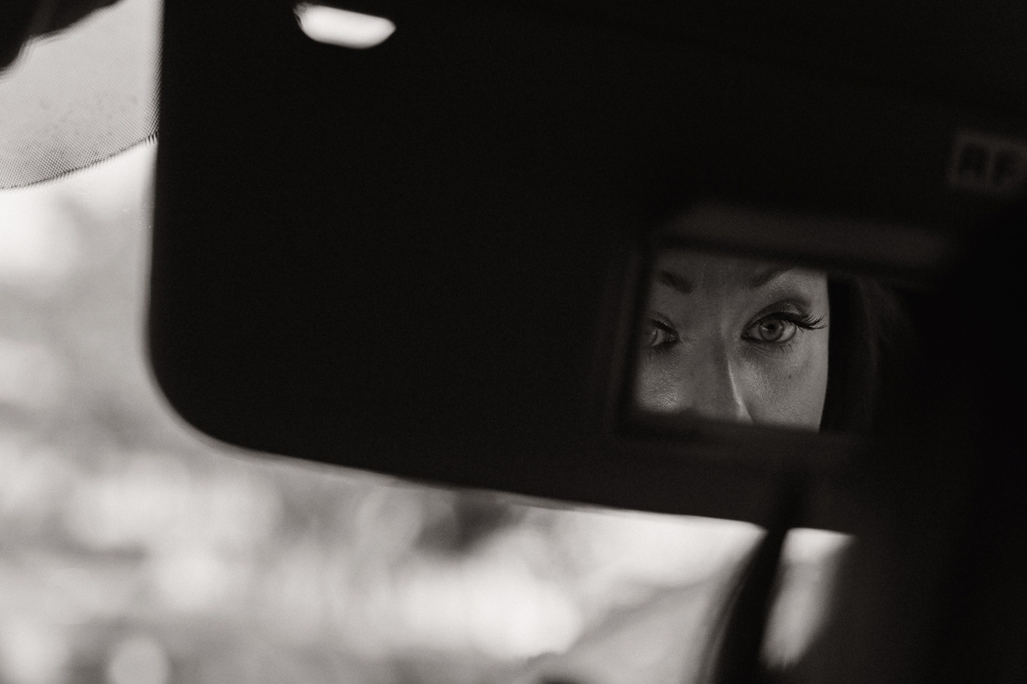 Ronalds & Svetlana, Crete. Denny Savon — Photographer in Santorini | Weddings, Love Stories & Flying Dress