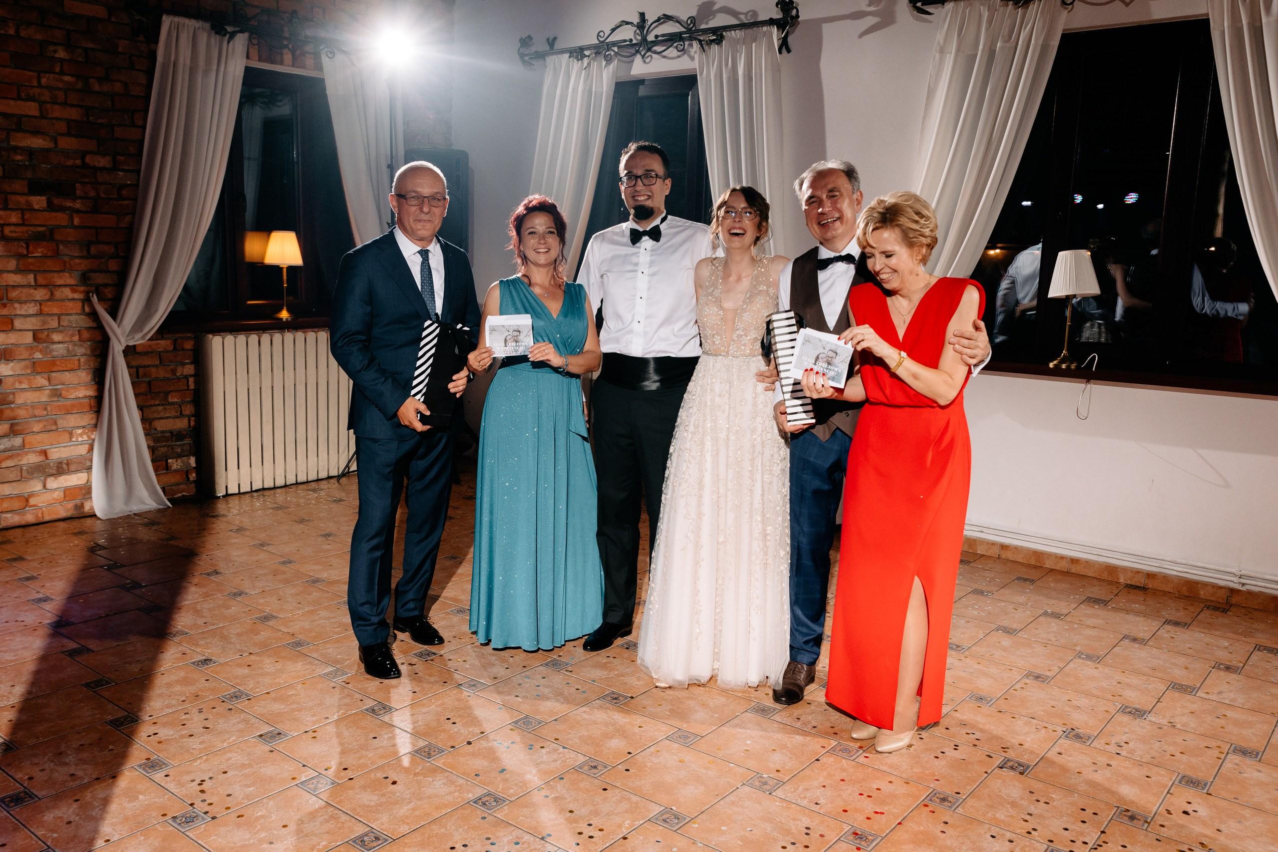 Marta ♡ Piotrek. Fotograf Ślubny Warszawa - Sesje Biznesowe Rodzinne Eventy