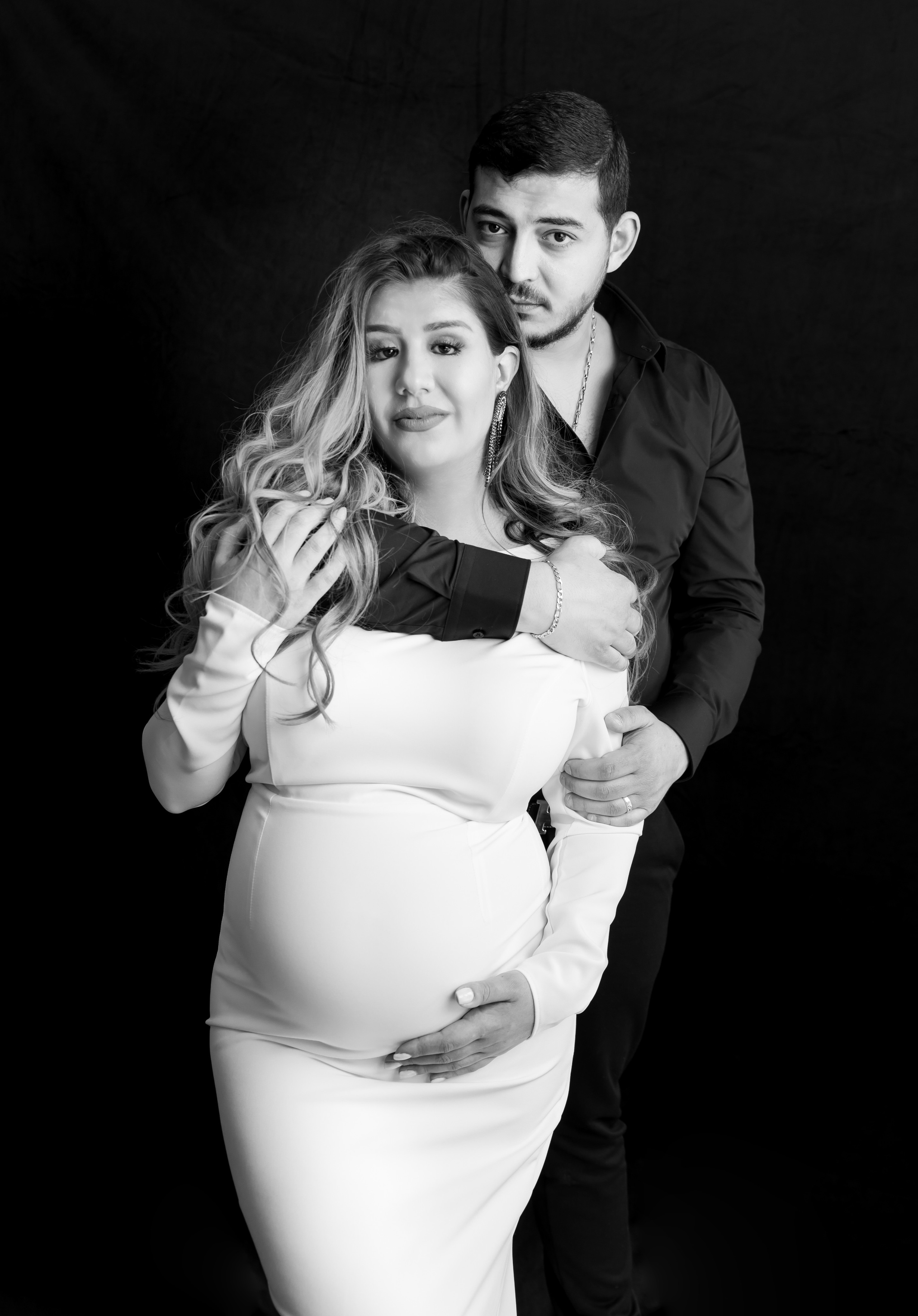 Pregnancy Photoshoot. Professional Photograher, Antwerpen/Belgium