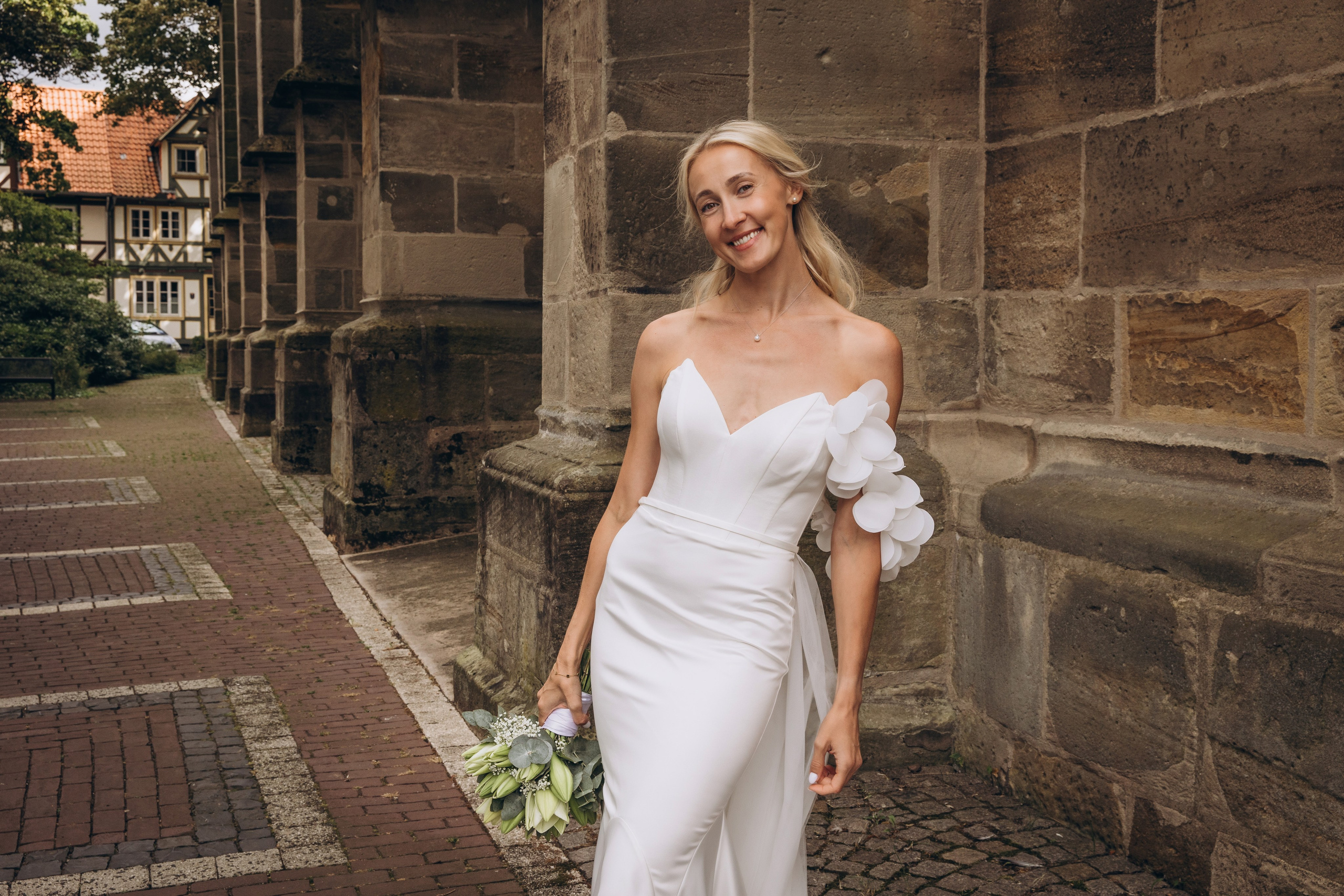 Svetlana and Yann. Hochzeitsgeschichten – Professionelle Hochzeitsfotografie & Videografie in Deutschland, Italien, Spanien und ganz Europa