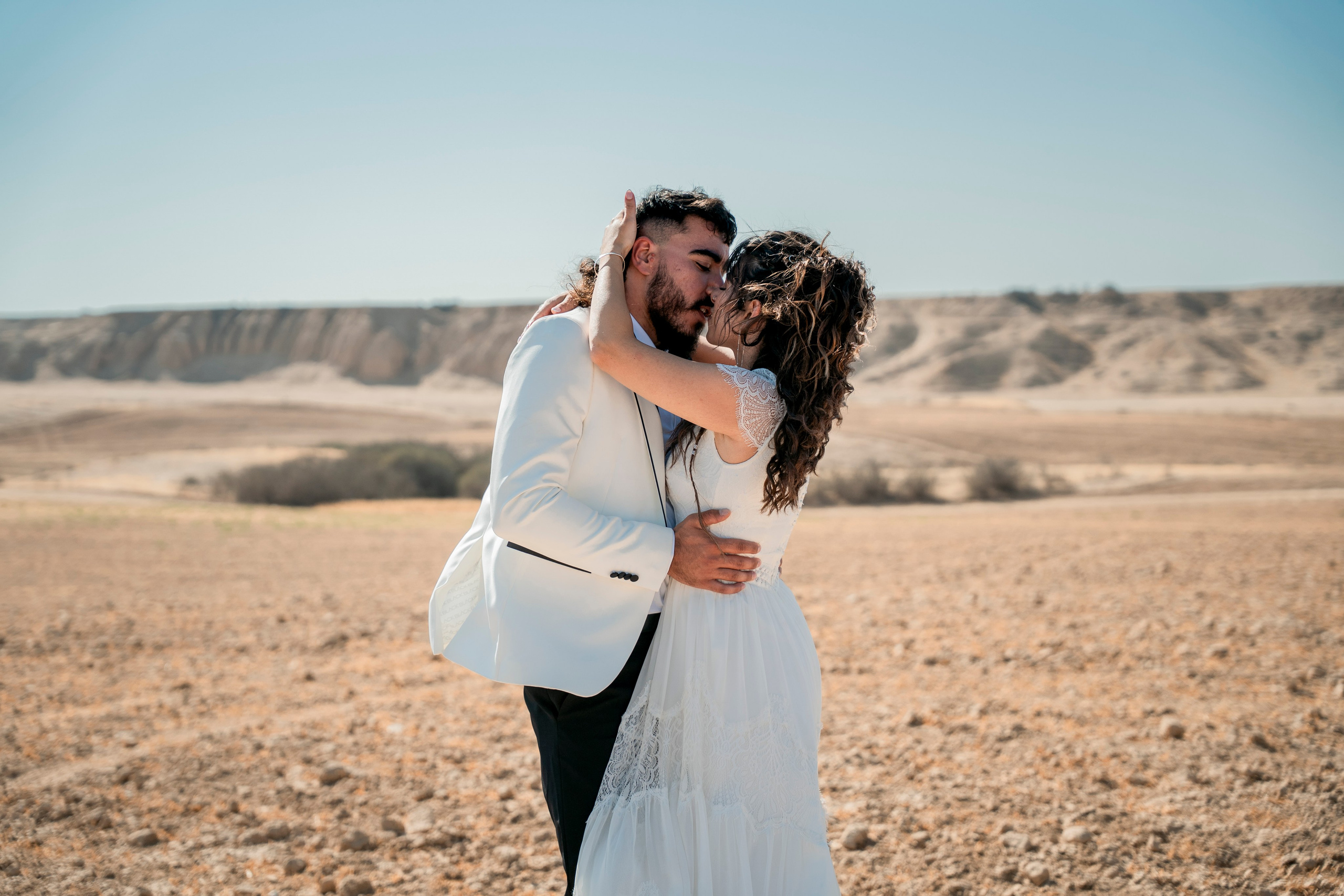 אביה ואחיה. יוסף מזרחי צילום חתונה, ברית וזוגיות. צלם מקצועי שאוהב להוציא אתכם הכי יפים ברגעים הכי מרגשים