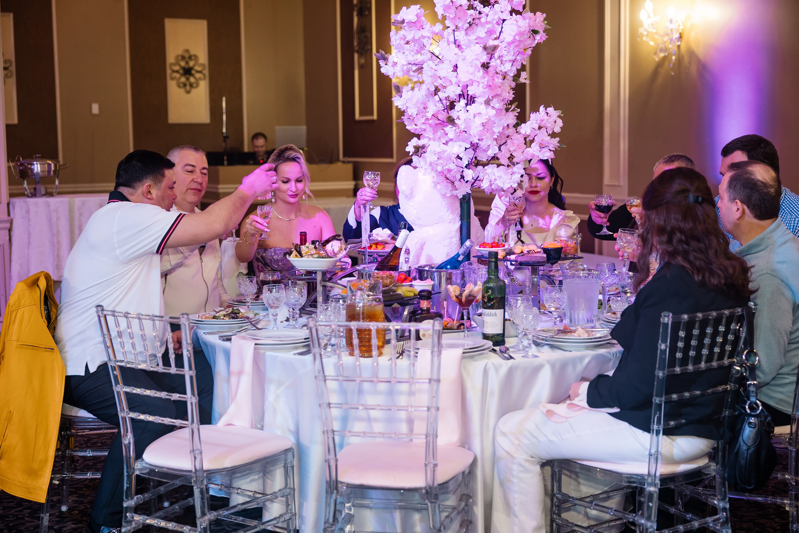 04.13.2025 First birthday. Wedding family event photographer in Chicago Nick Yushevich