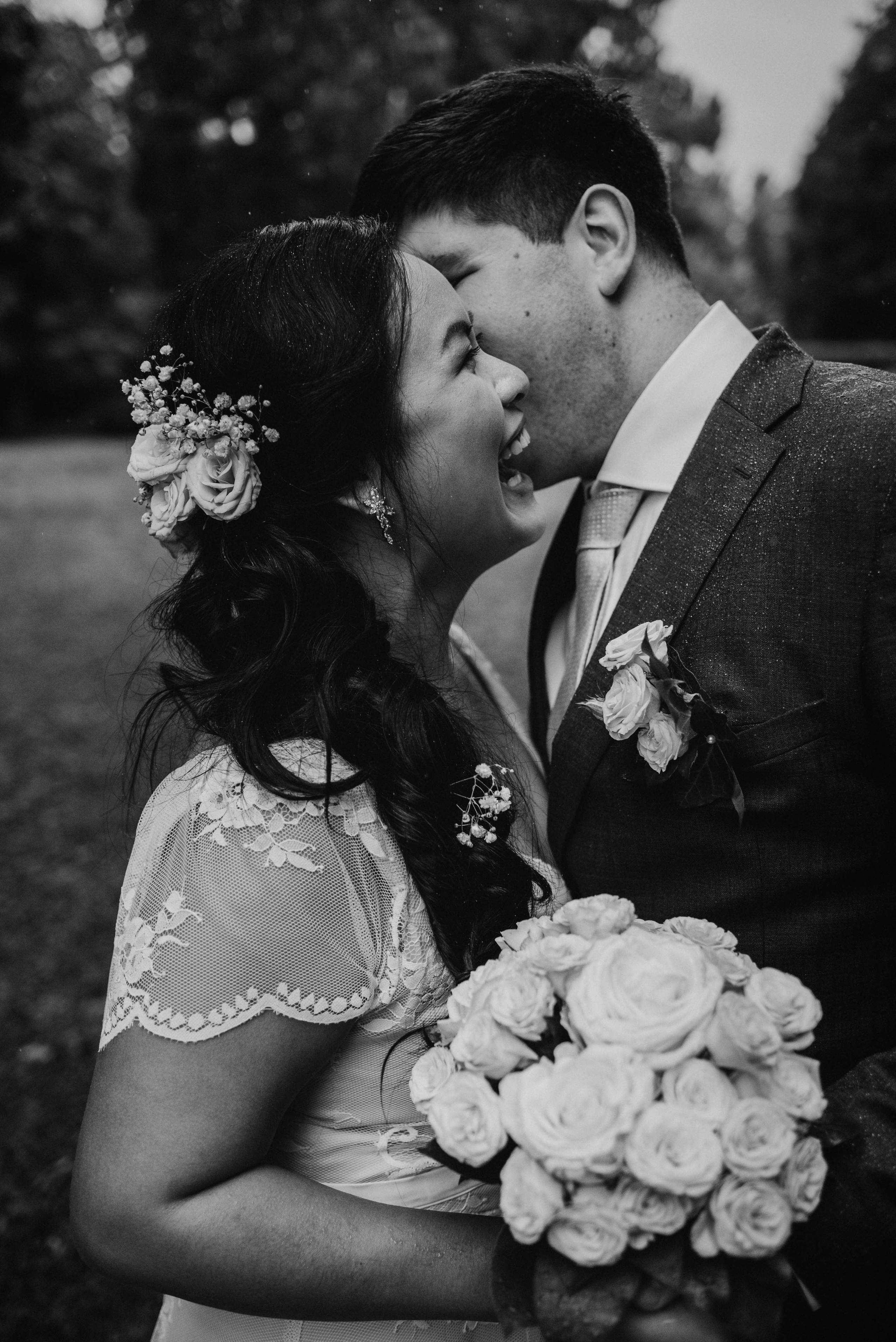 Svatba v centru Brna na Zelném trhu. Lifestyle, wedding and family photographer