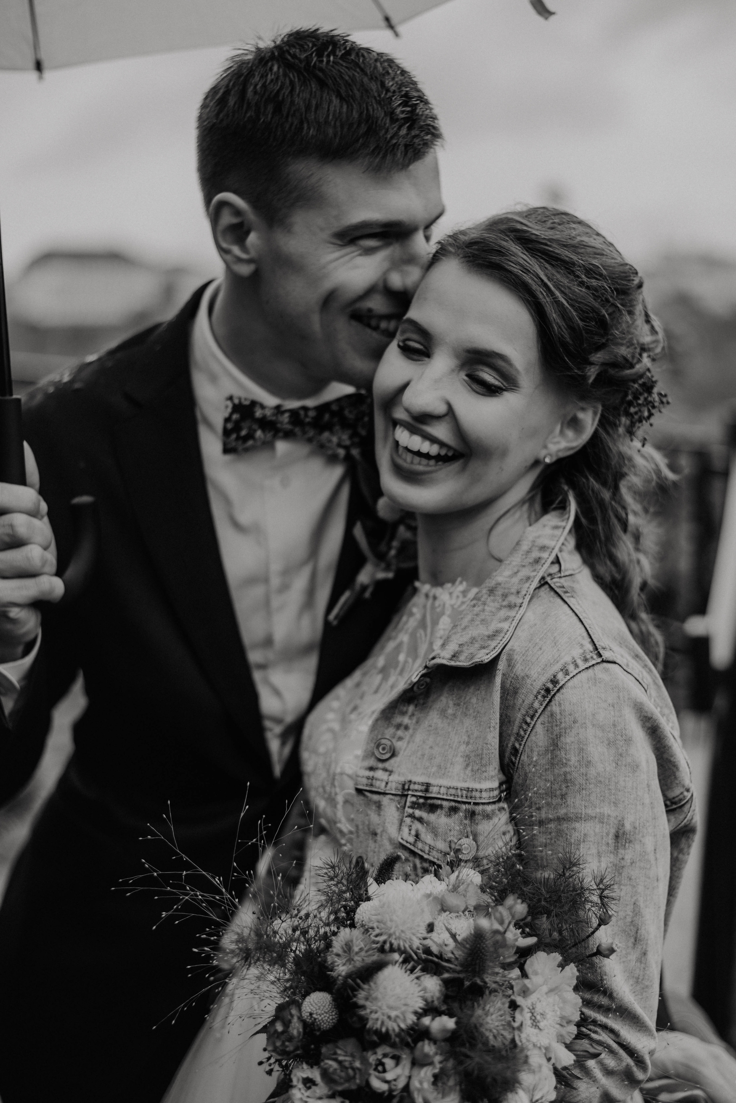 Svatba v Táboře v parku. Lifestyle, wedding and family photographer