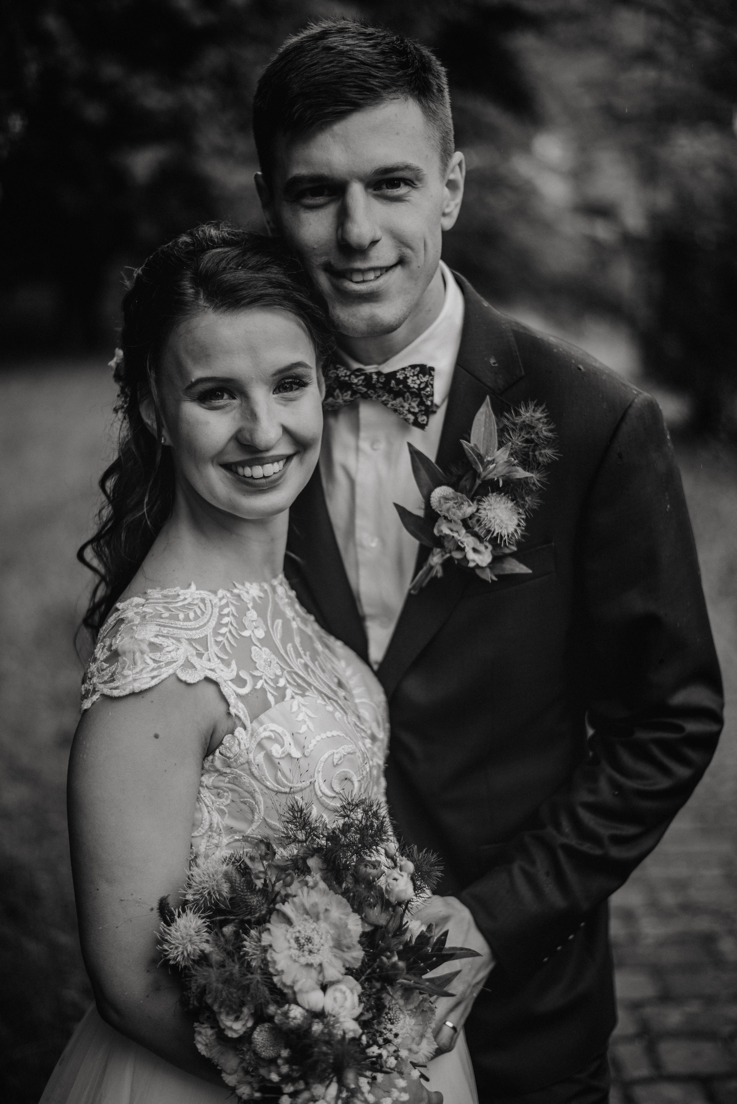 Svatba v Táboře v parku. Lifestyle, wedding and family photographer