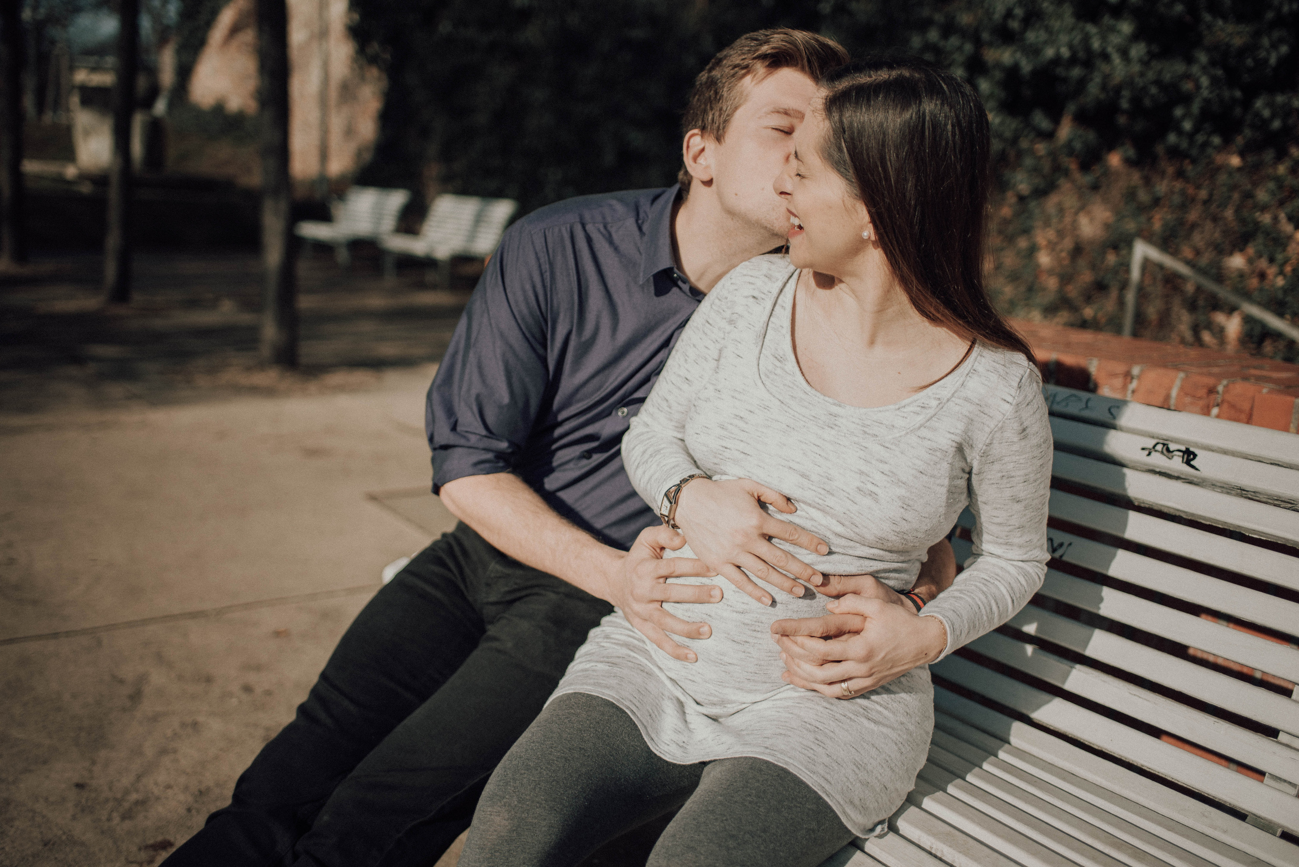 Veronika Jirková Couple in love during spring pregnancy photoshoot. Lifestyle, wedding and family photographer