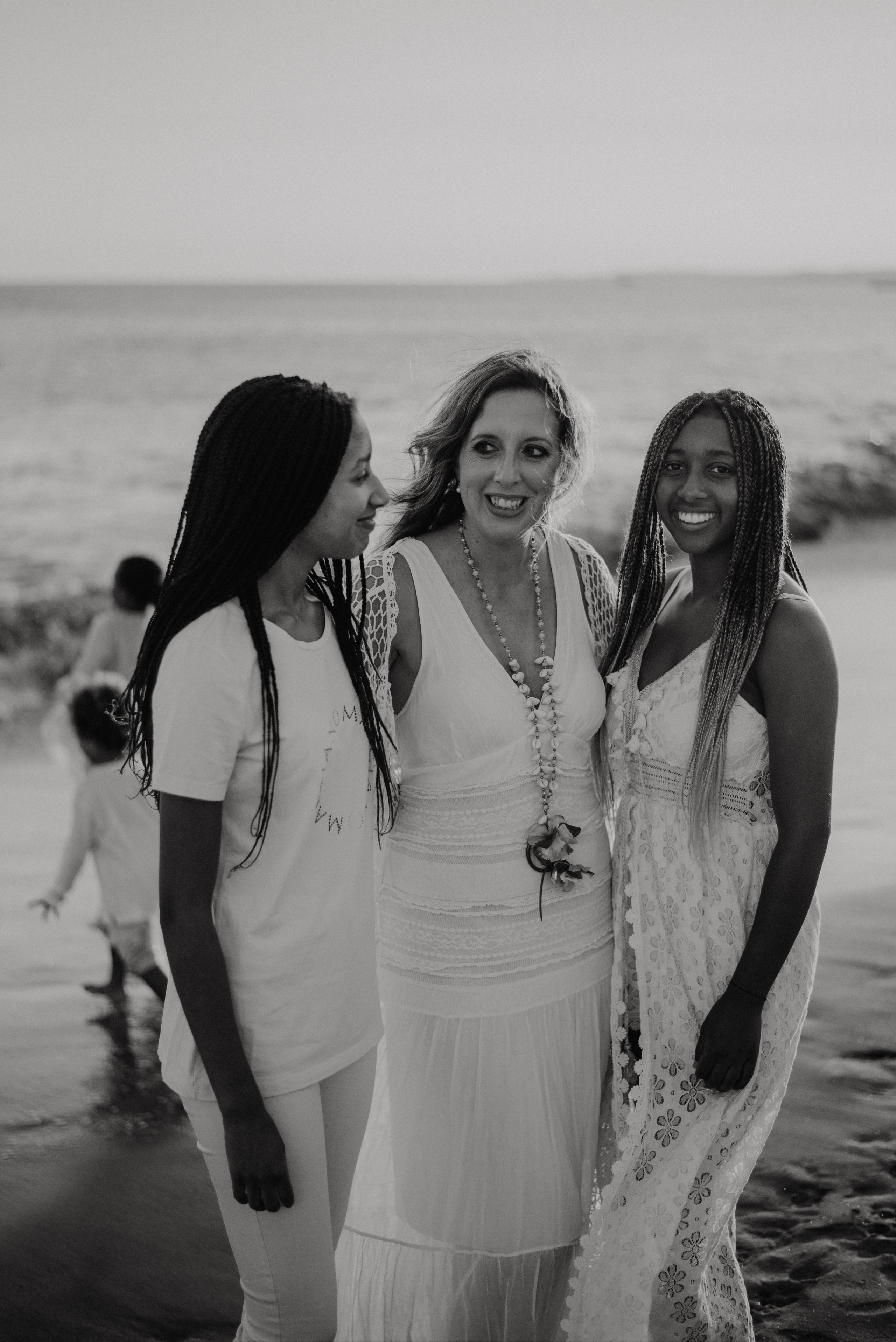 Family photographer based in Lisbon. Lifestyle, wedding and family photographer