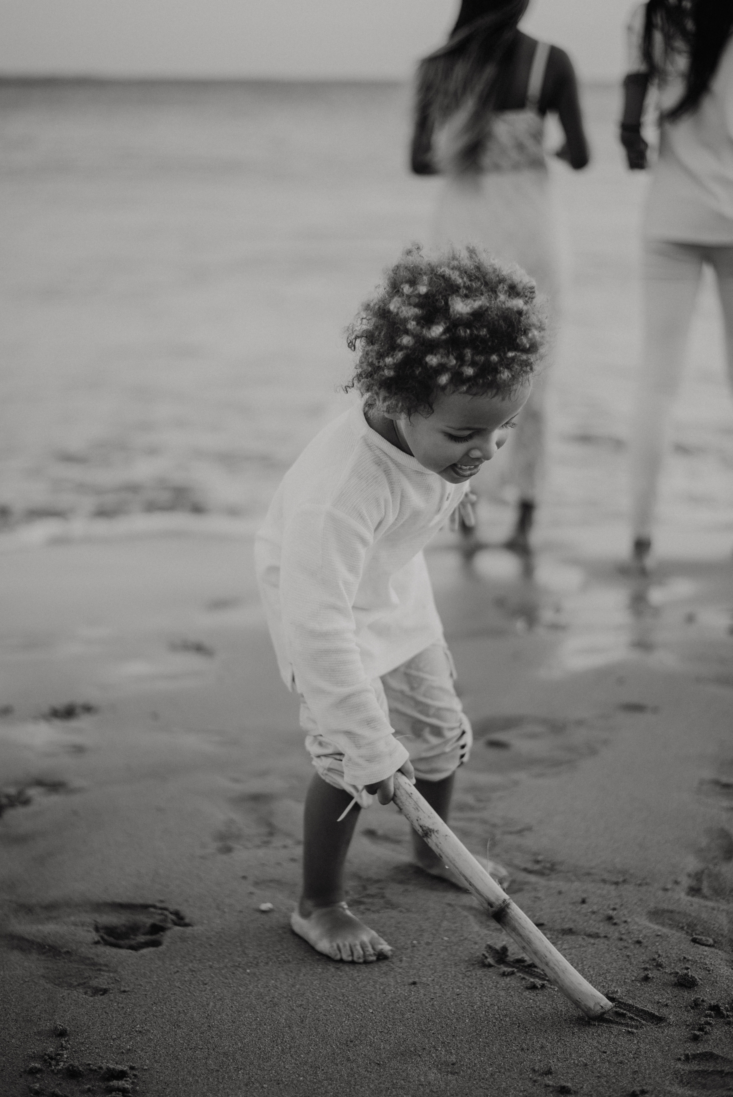 Family photographer based in Lisbon. Lifestyle, wedding and family photographer
