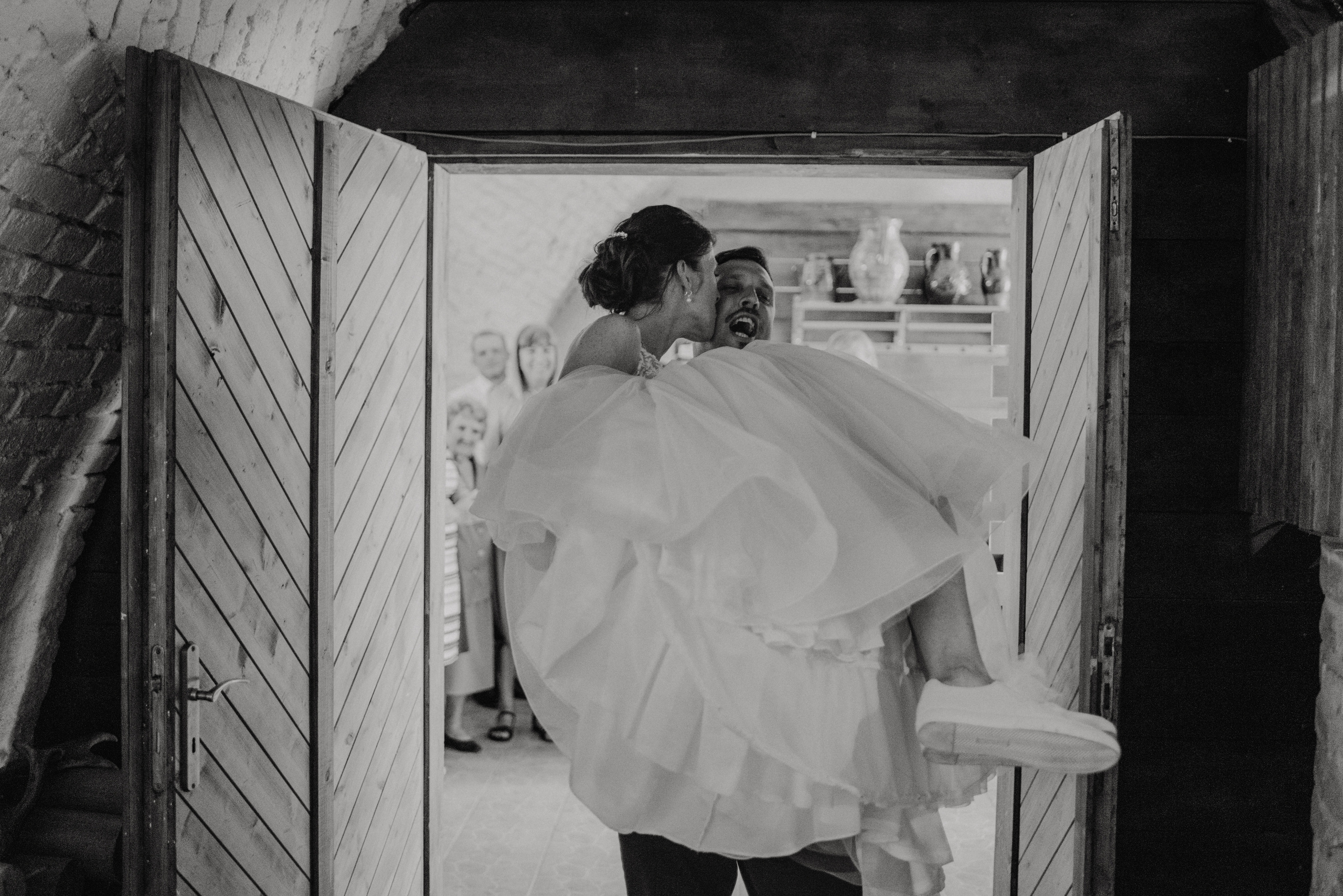 Rustic wedding. Svatba v rustikálním stylu poblíž Brna. Lifestyle, wedding and family photographer