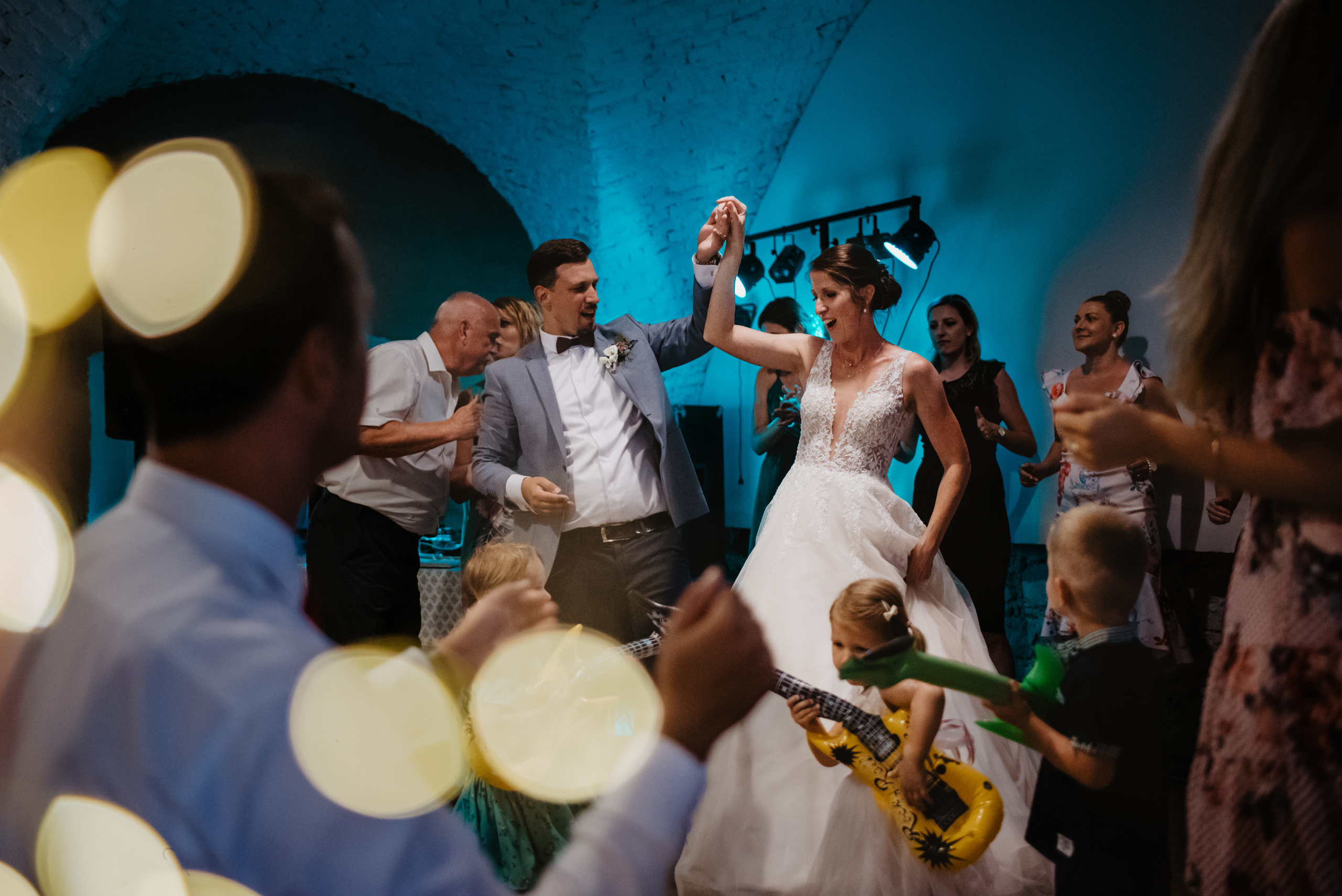 Rustic wedding. Svatba v rustikálním stylu poblíž Brna. Lifestyle, wedding and family photographer