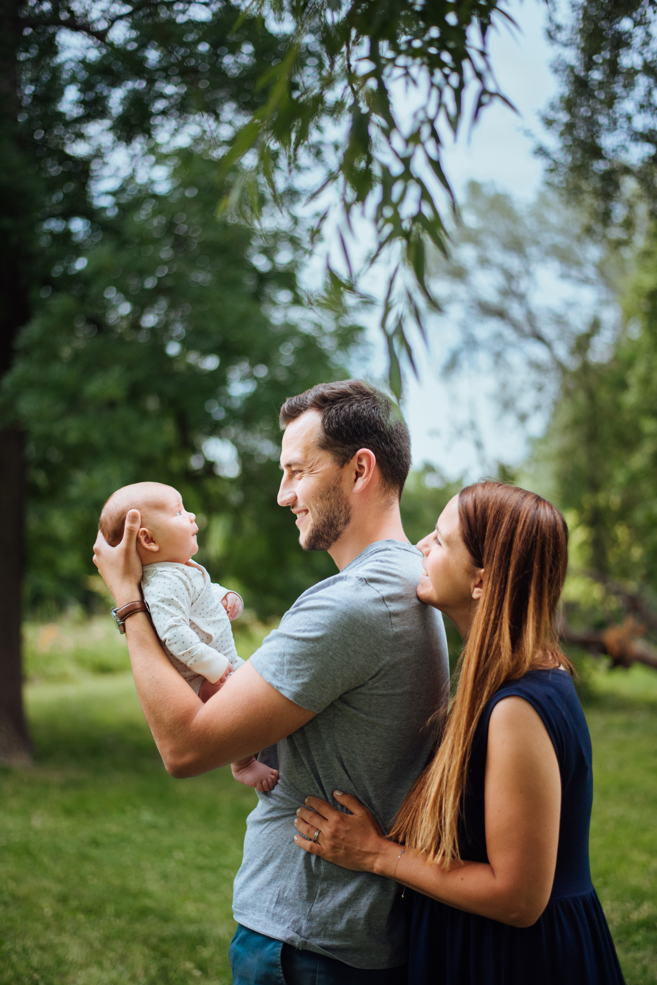 Family photoshoot. Lifestyle, wedding and family photographer