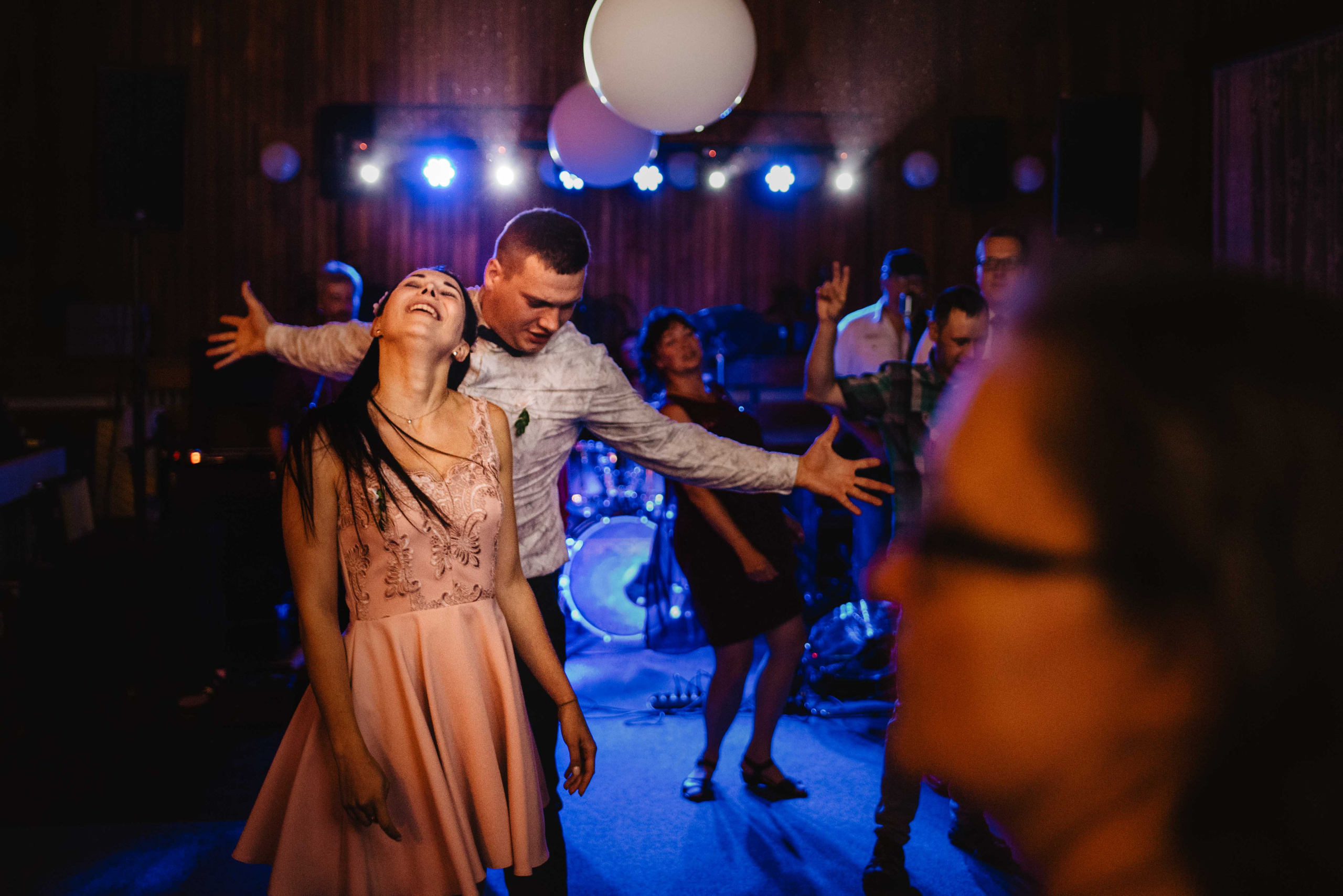 Svatba v kostele v Rýmařově. Bruntál. Lifestyle, wedding and family photographer