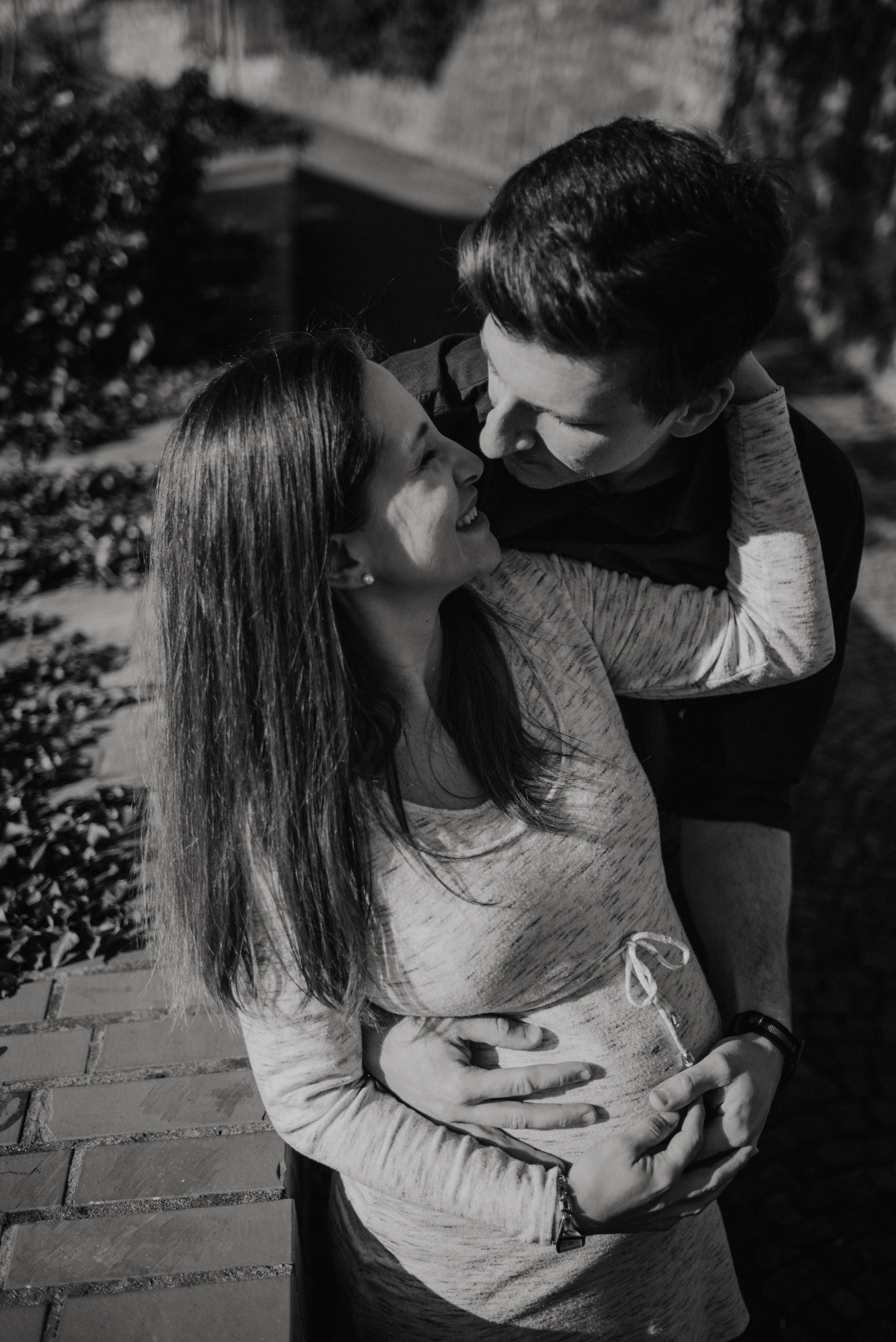 Veronika Jirková Couple in love during spring pregnancy photoshoot. Lifestyle, wedding and family photographer