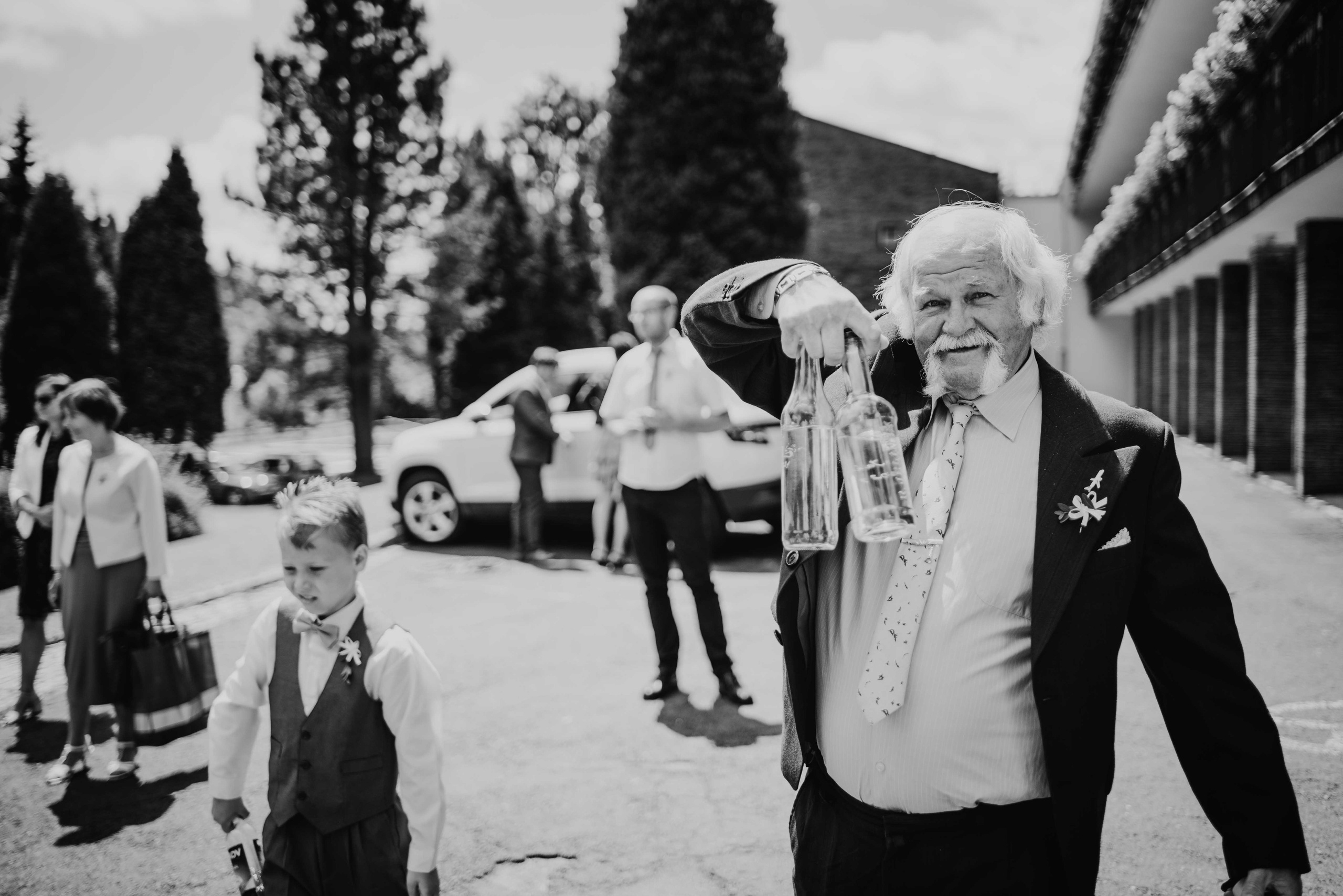 Svatba v kostele v Rýmařově. Bruntál. Lifestyle, wedding and family photographer