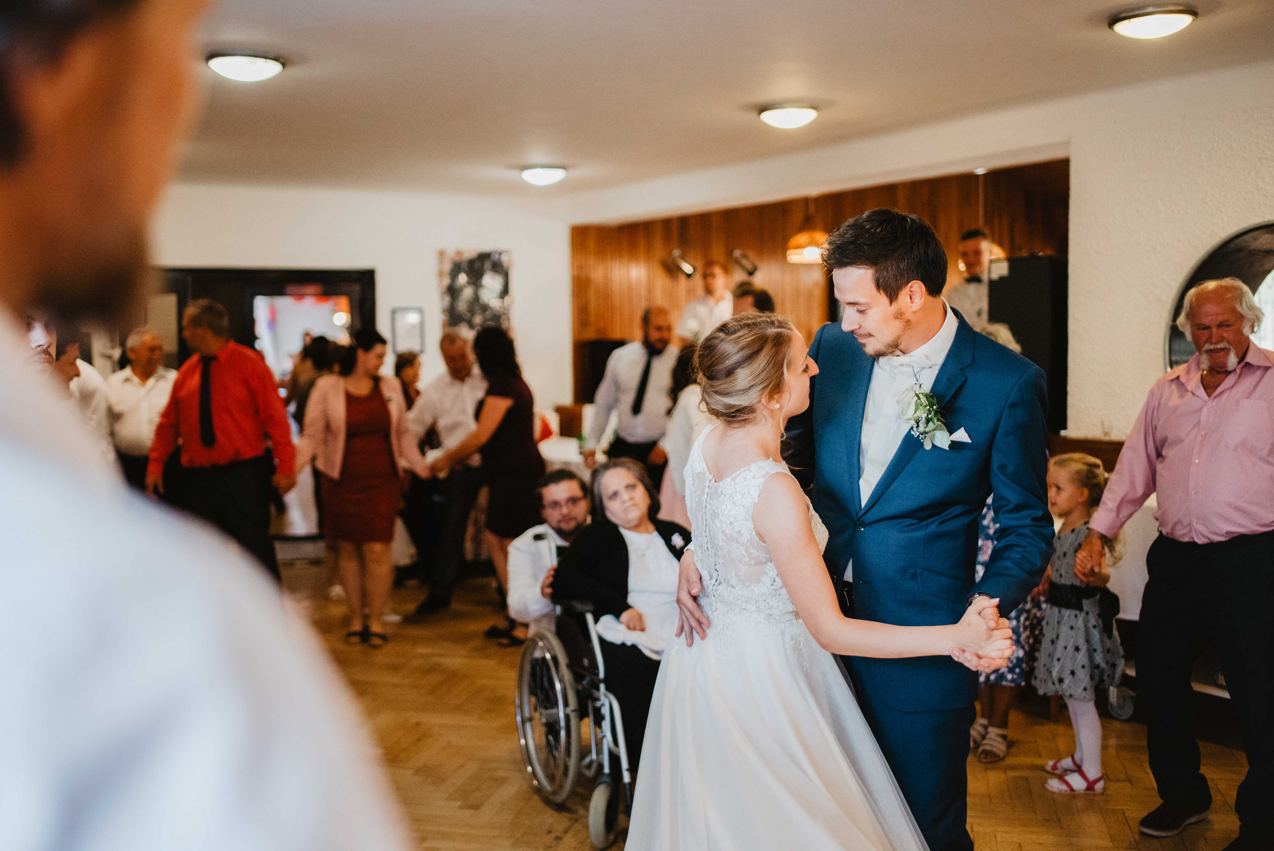 Svatba v kostele v Rýmařově. Bruntál. Lifestyle, wedding and family photographer