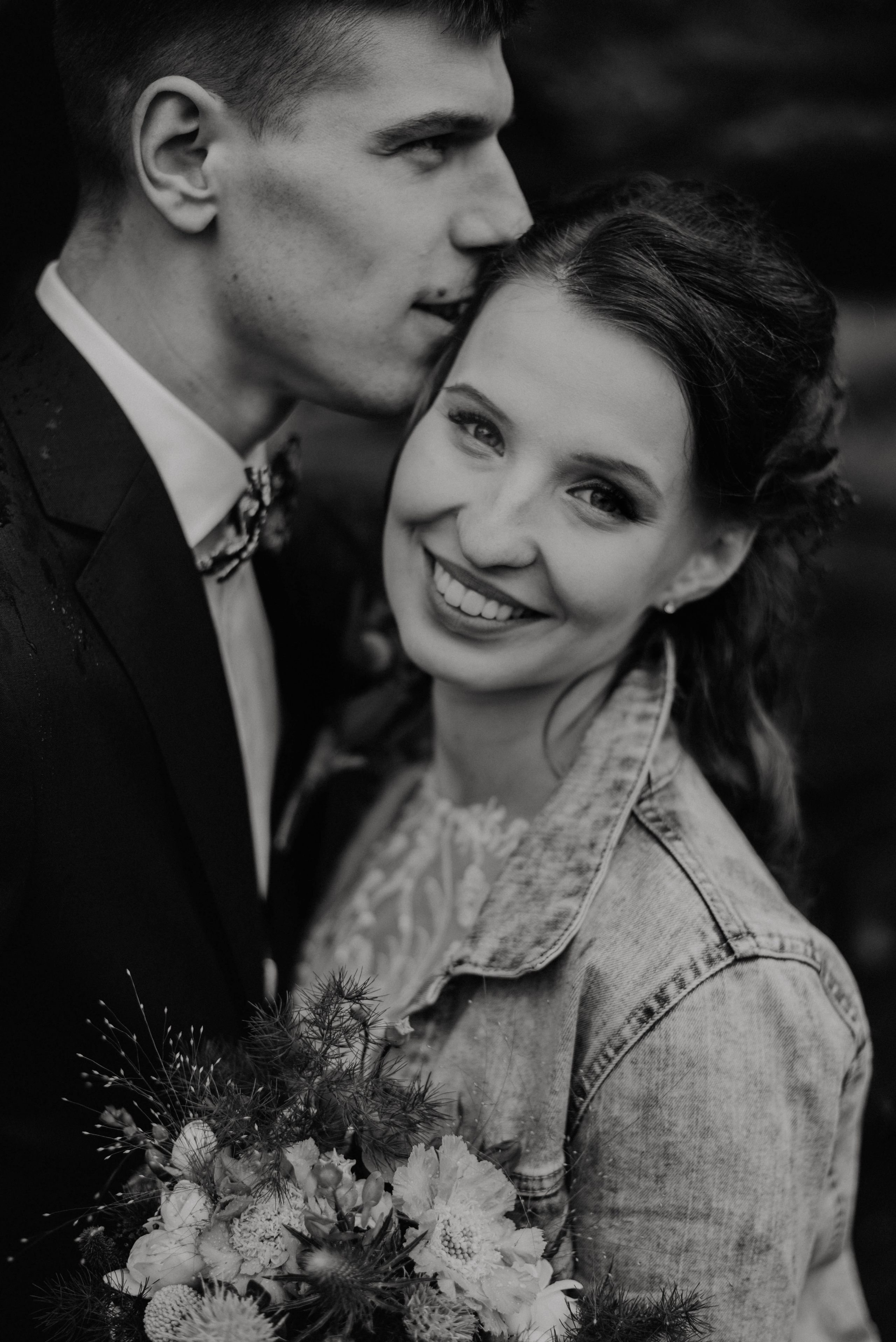 Svatba v Táboře v parku. Lifestyle, wedding and family photographer