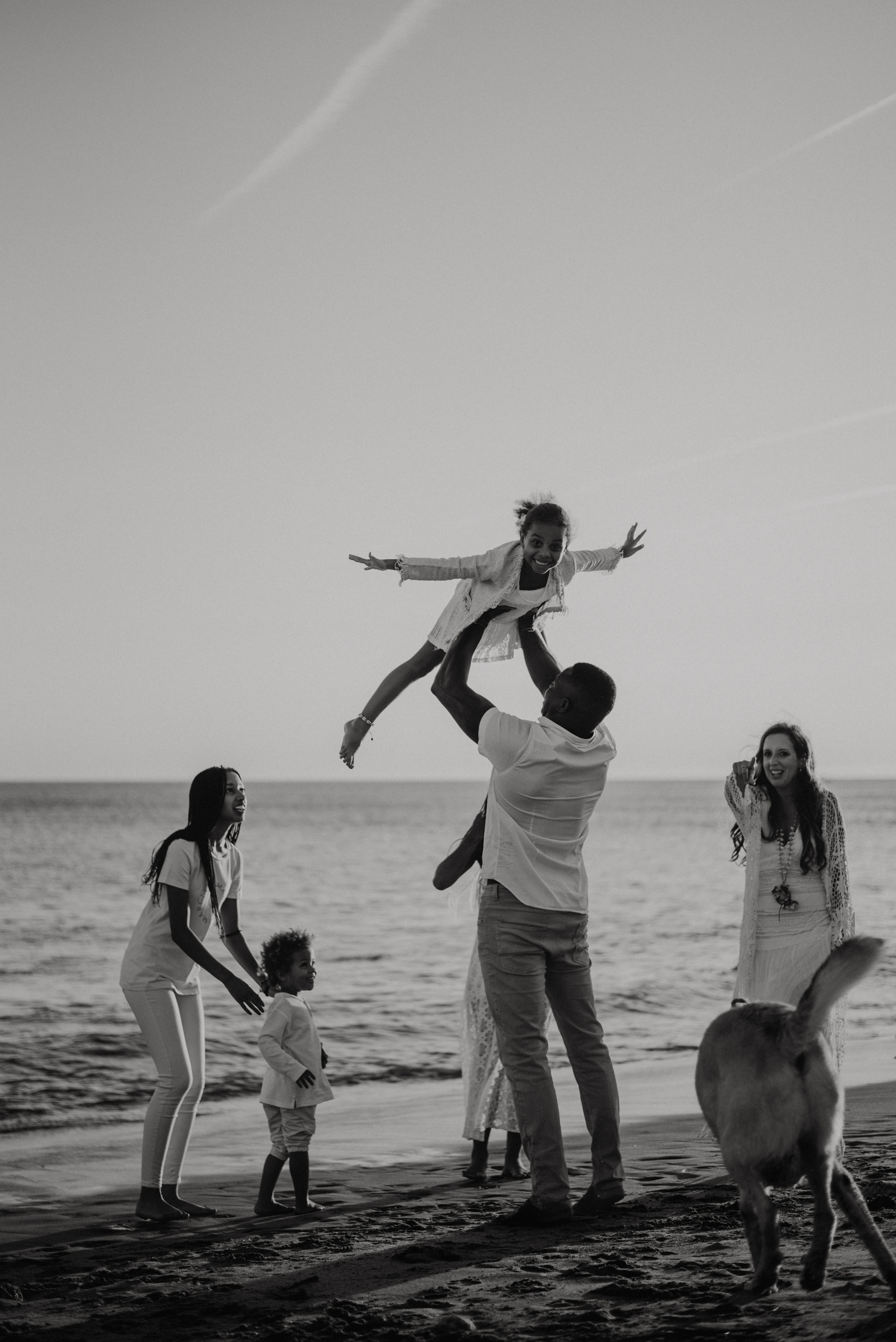 Family photographer based in Lisbon. Lifestyle, wedding and family photographer