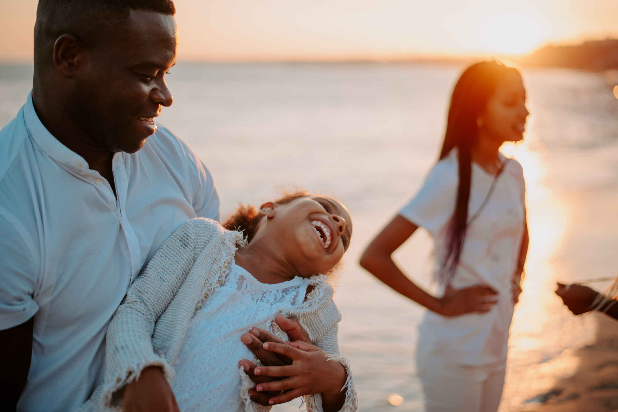 Family photographer based in Lisbon. Lifestyle, wedding and family photographer